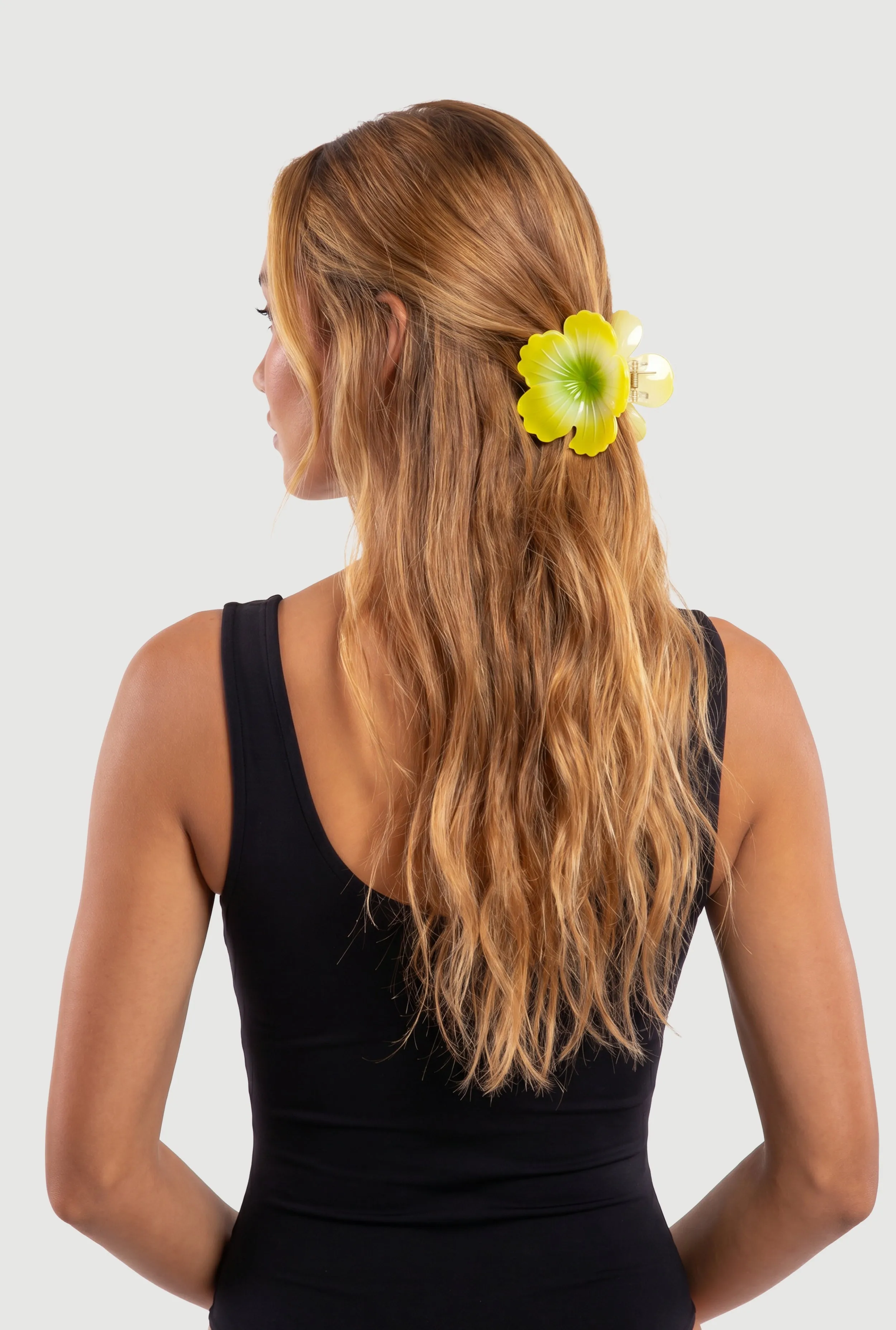 Hibiscus Claw Hair Clips Set of 3 sold by Rainbow product image thumbnail 5