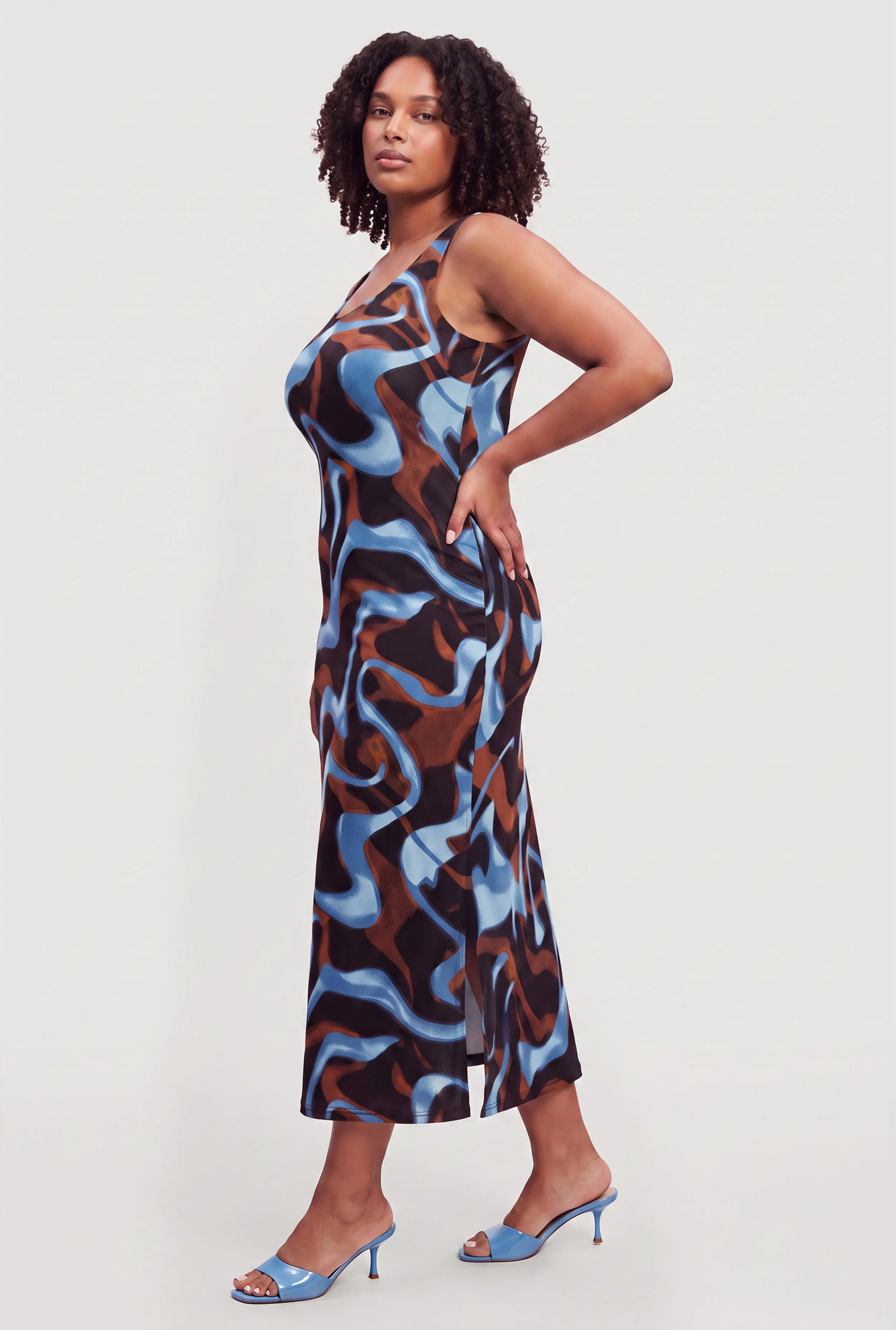Plus Size Abstract Print Scoop Neck Sleeveless Maxi Dress sold by Rainbow product image thumbnail 2