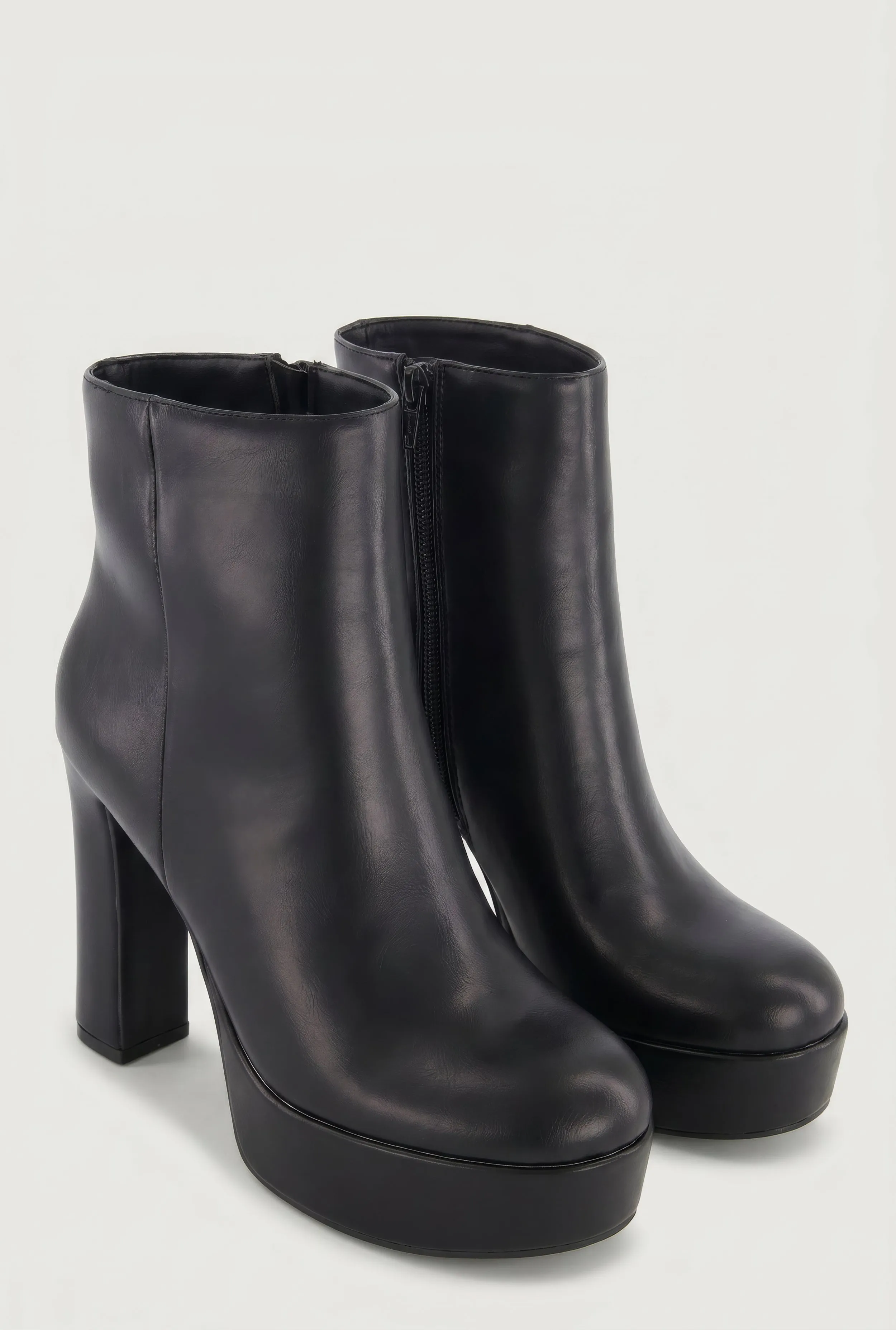 Block Heel Round Toe Ankle Boots with Side Zipper sold by Rainbow product image thumbnail 2