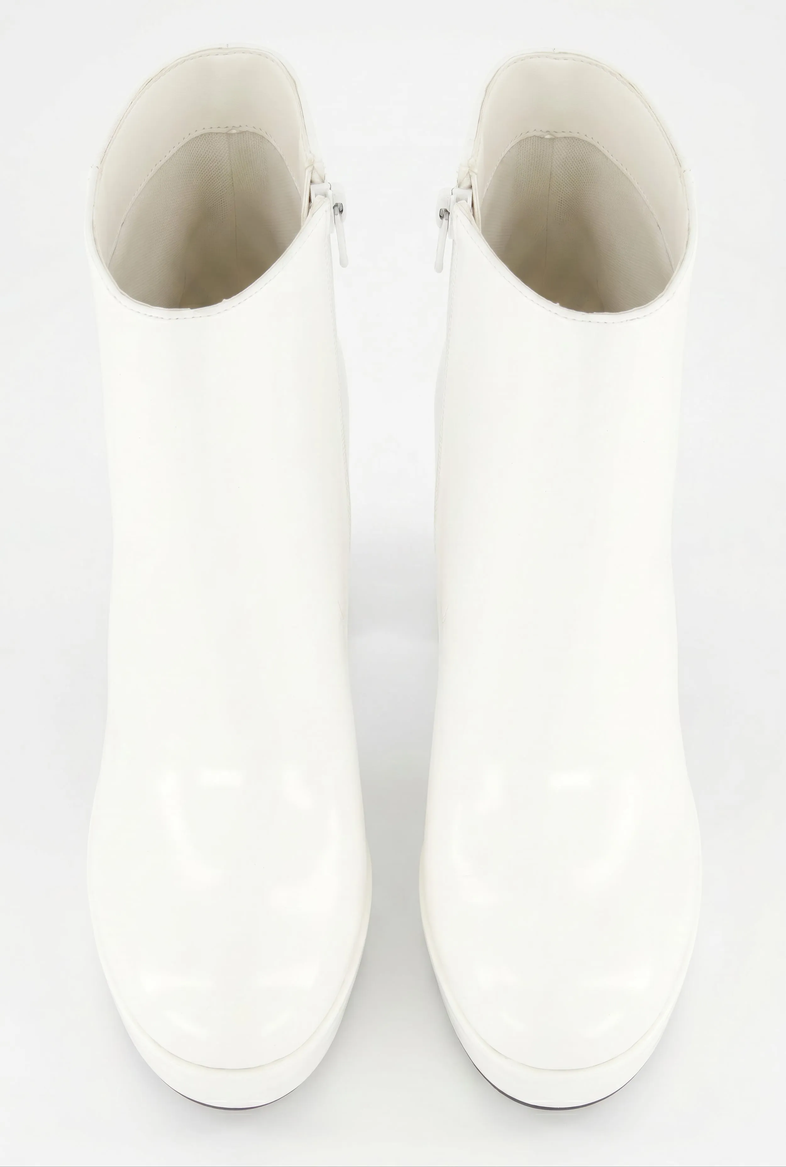 Block Heel Round Toe Ankle Boots with Side Zipper sold by Rainbow product image thumbnail 5
