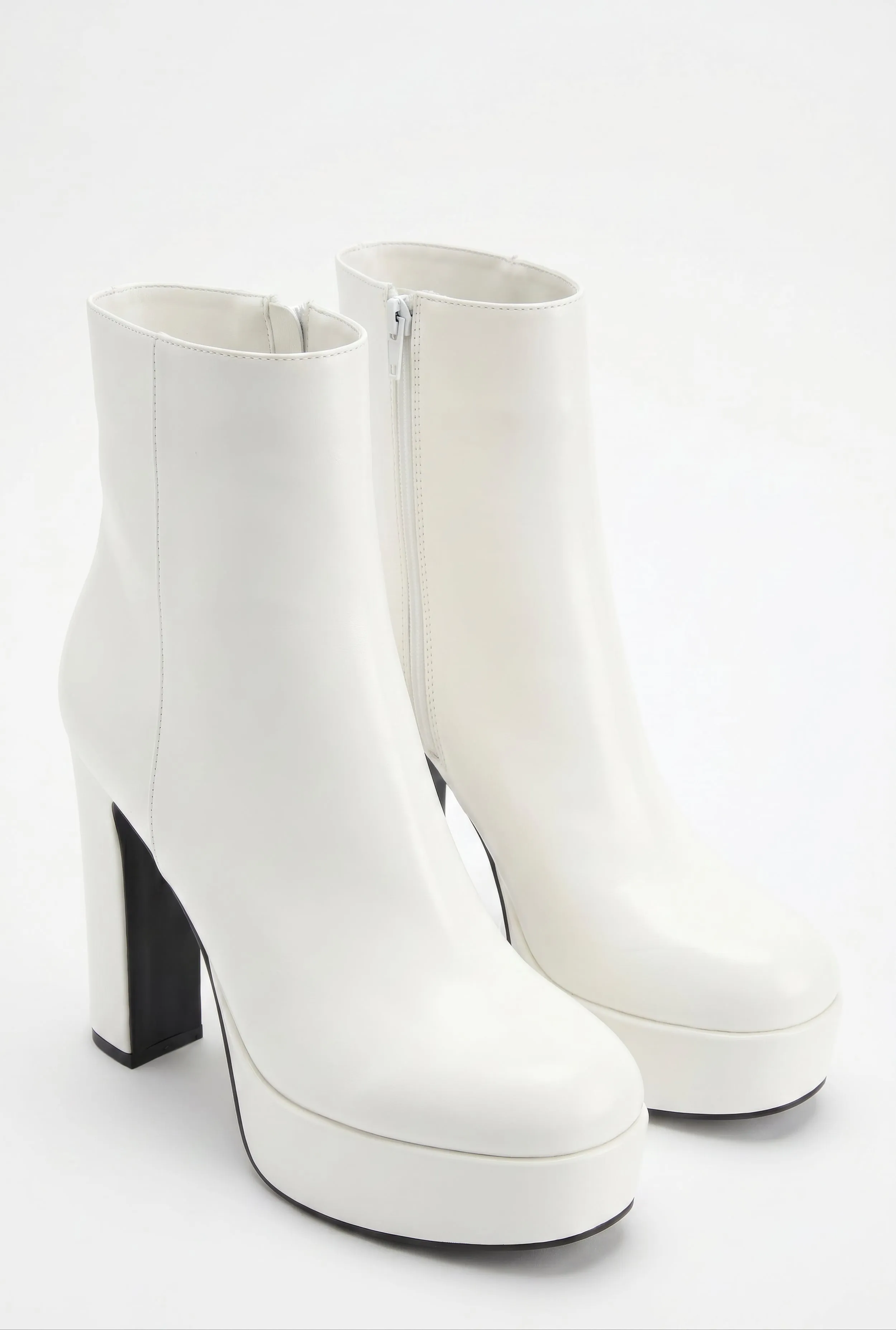 Block Heel Round Toe Ankle Boots with Side Zipper sold by Rainbow product image thumbnail 2