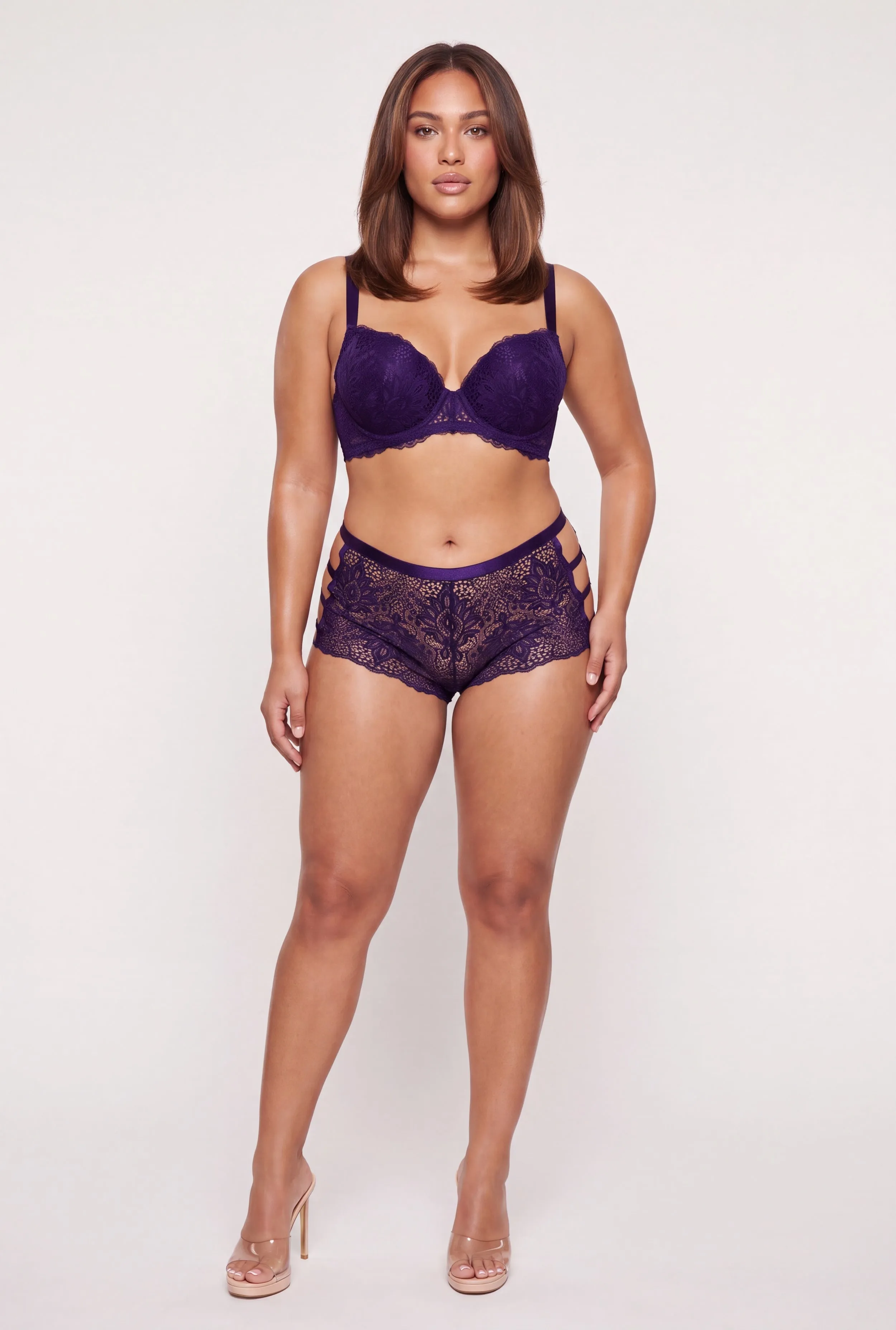 Plus Size Scalloped Lace Trim Plunge Bra sold by Rainbow product image thumbnail 2