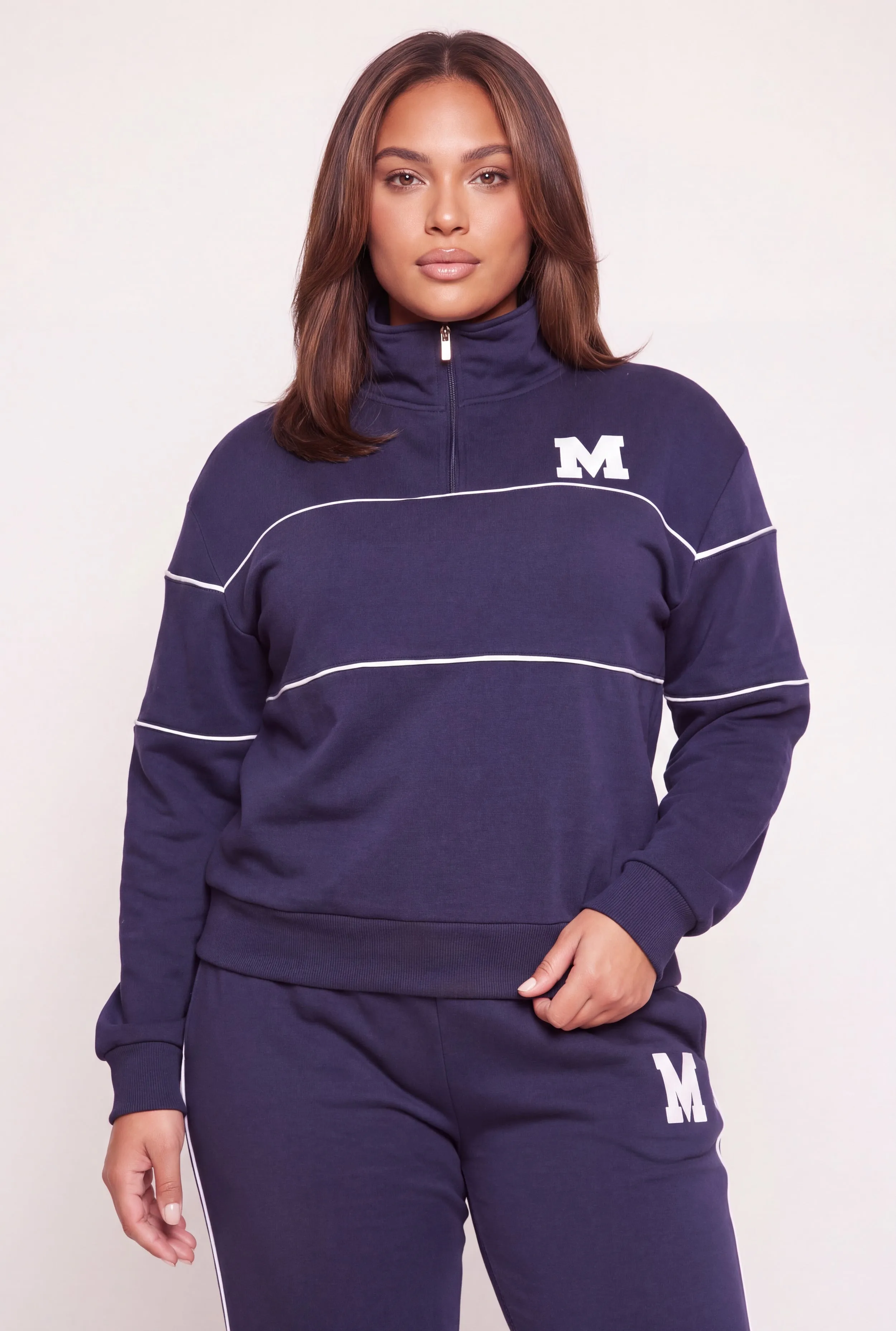 Plus Size Initial M Graphic Contrast Piping Sweatshirt sold by Rainbow product image thumbnail 2