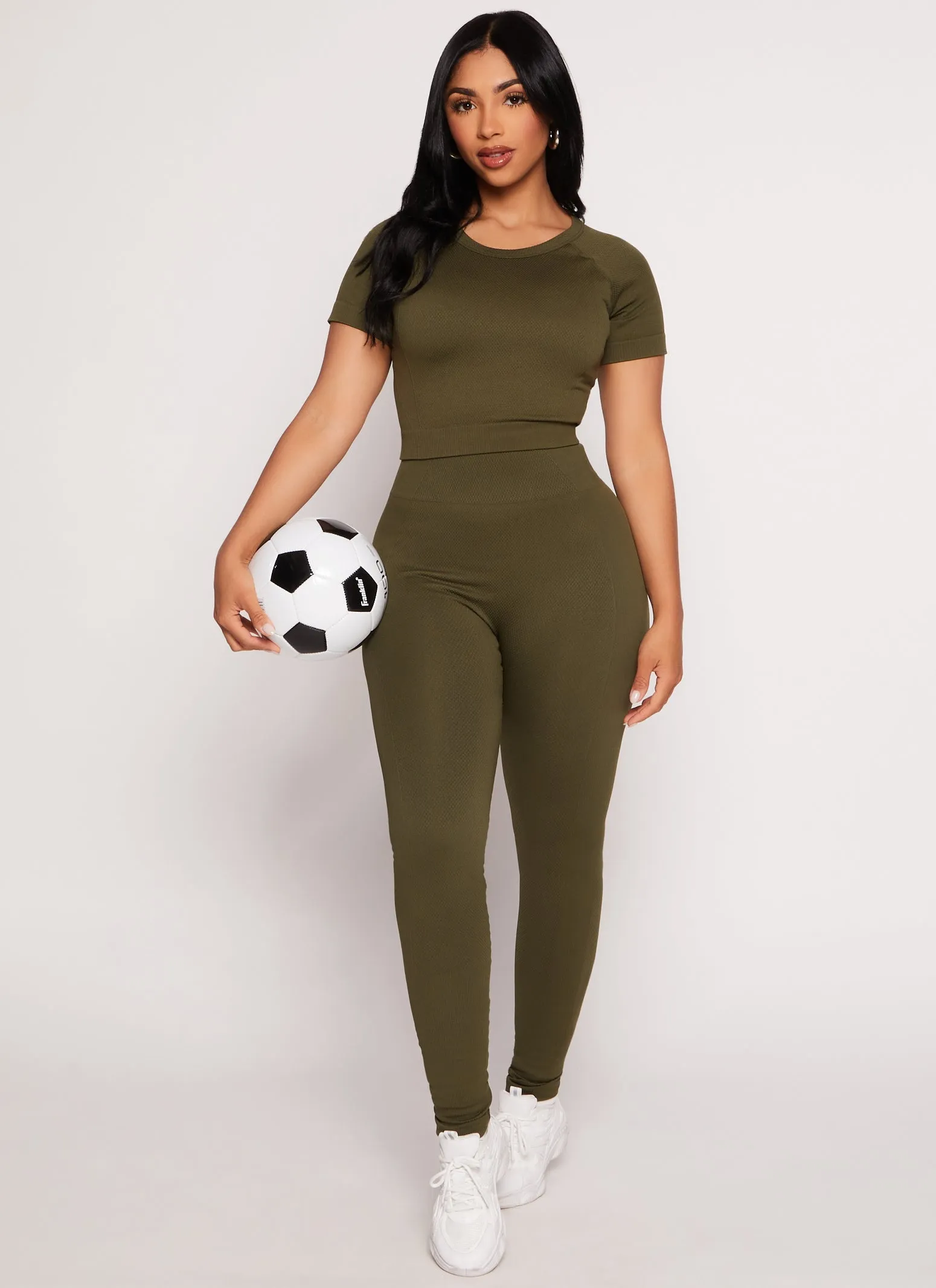 Seamless Ribbed Crew Neck Crop Top sold by Rainbow product image thumbnail 2