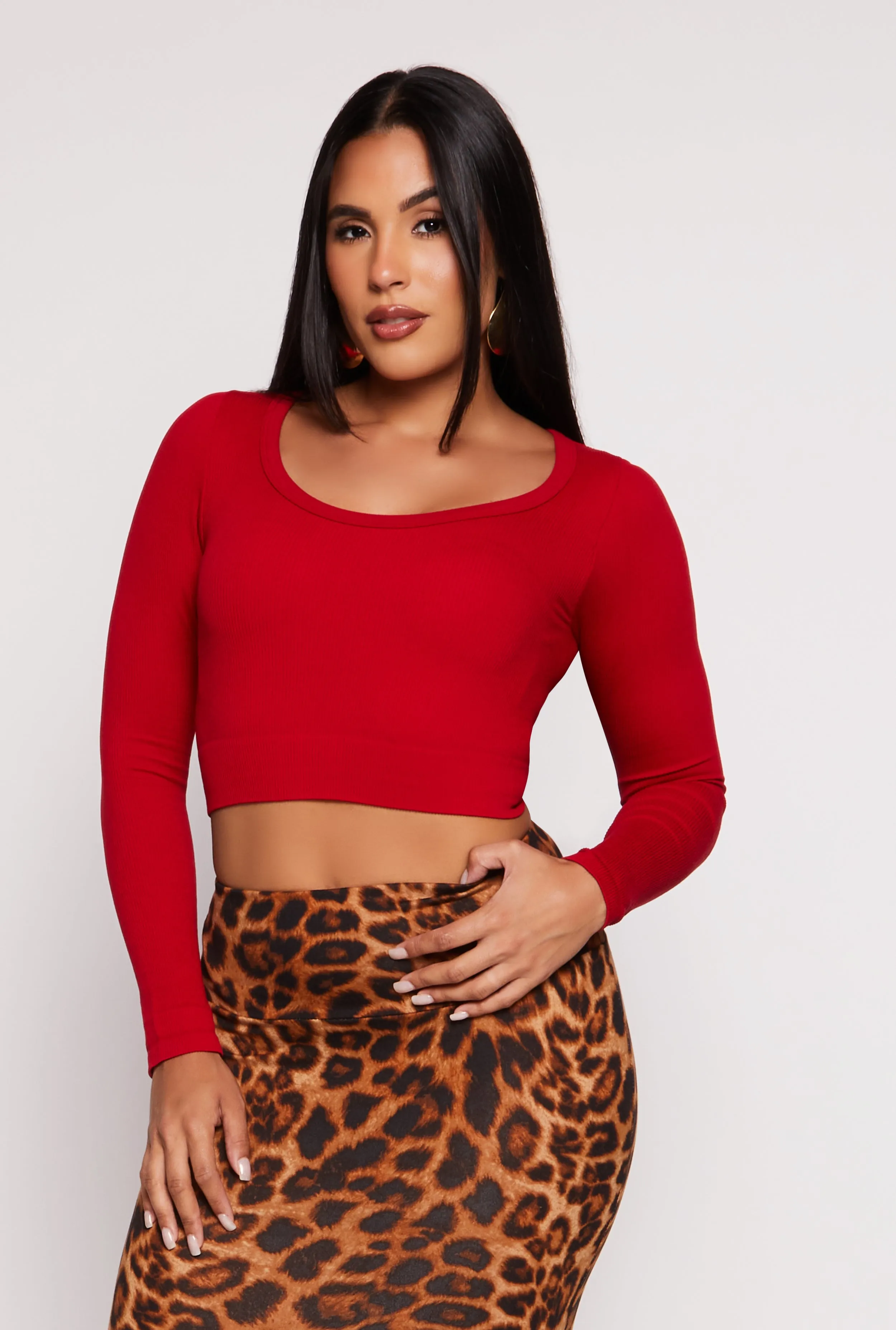 Seamless Ribbed Scoop Neck Crop Top sold by Rainbow