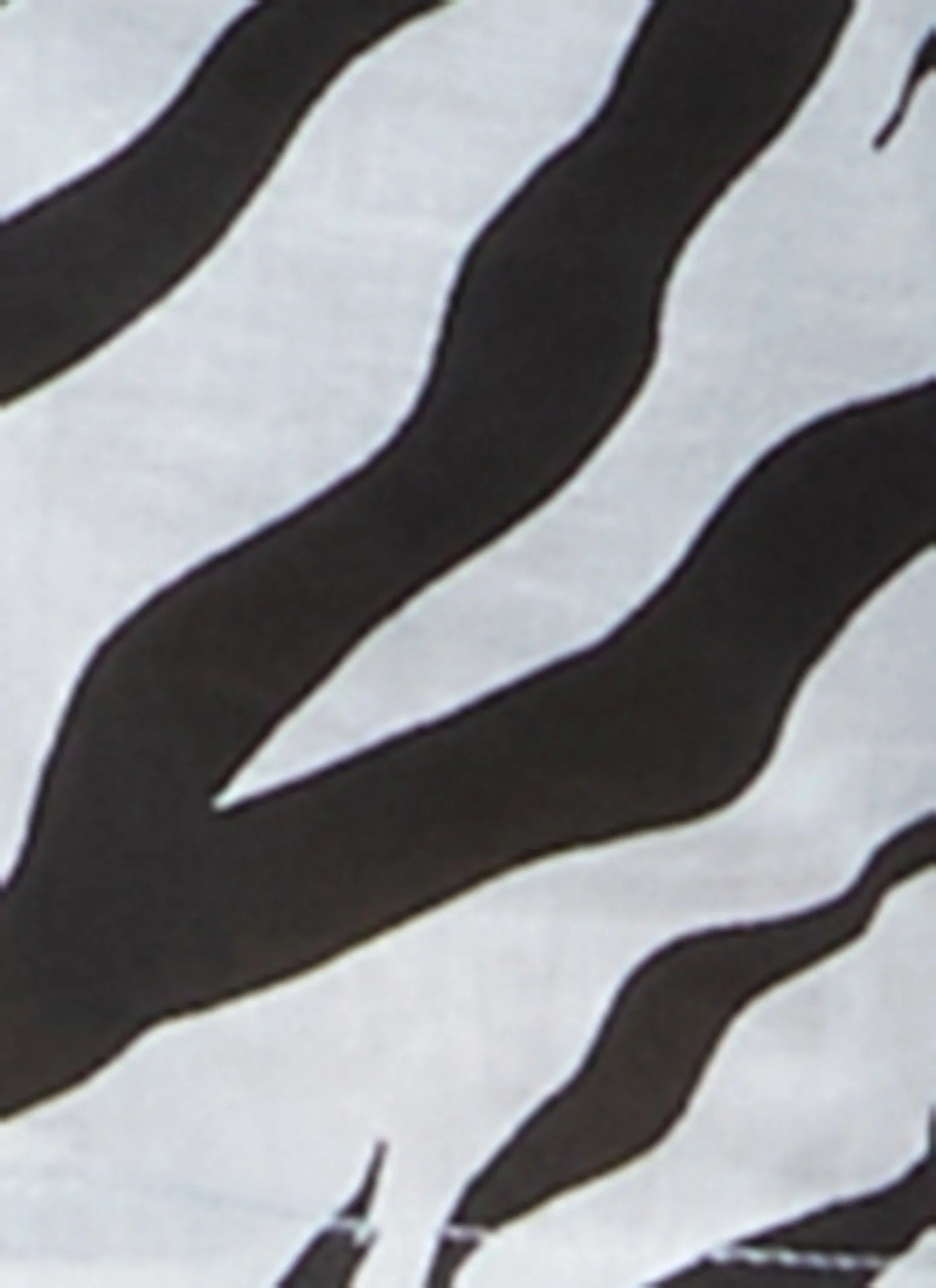 Plus Size Animal Print Cropped Button Front Shirt sold by Rainbow product image thumbnail 3