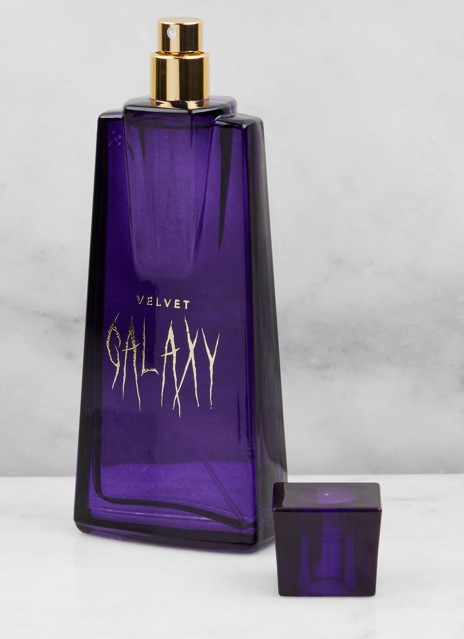 Sicura Velvet Galaxy Perfume sold by Rainbow product image thumbnail 2