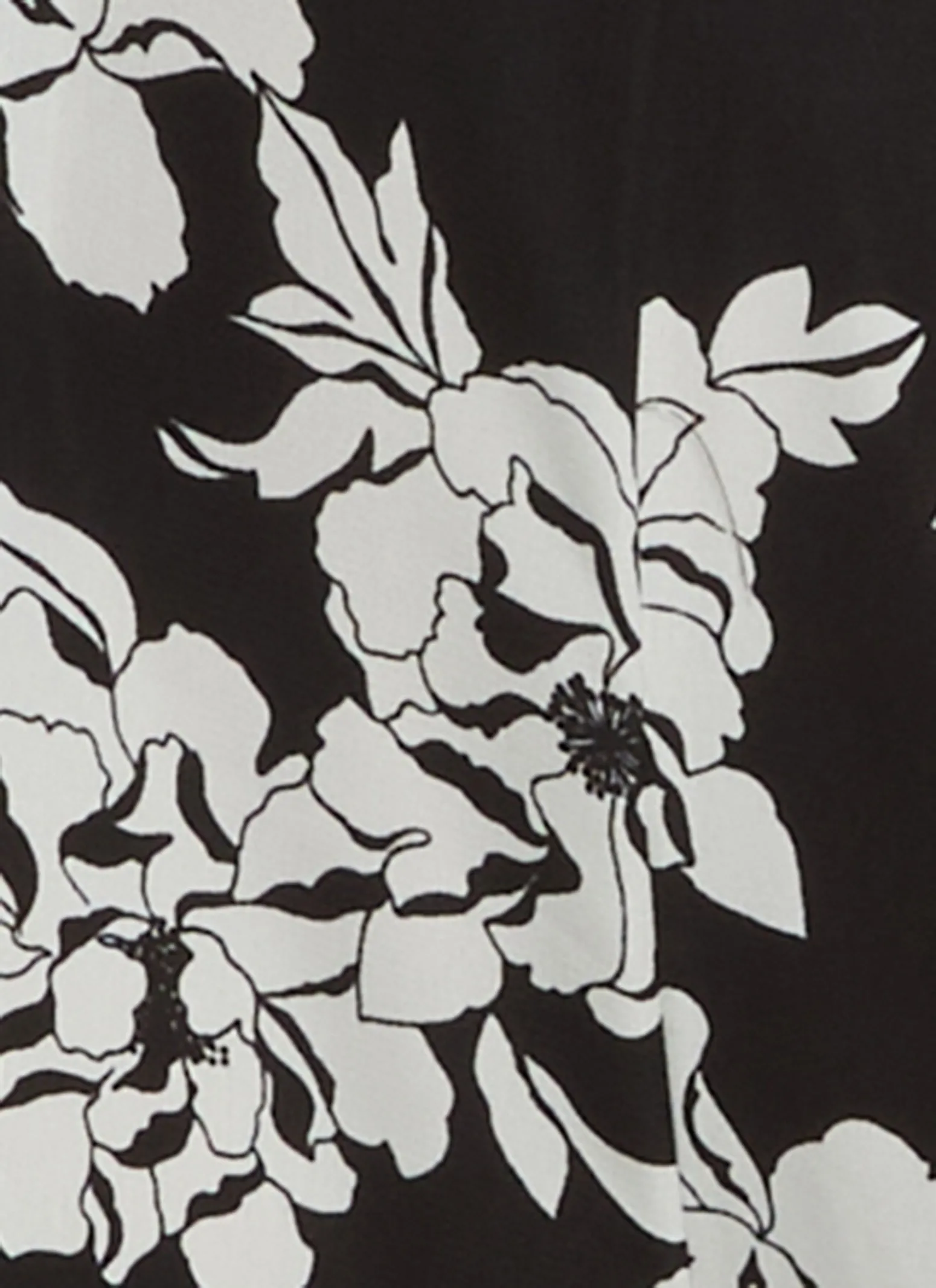 Floral Print Tie Front Crop Top sold by Rainbow product image thumbnail 4