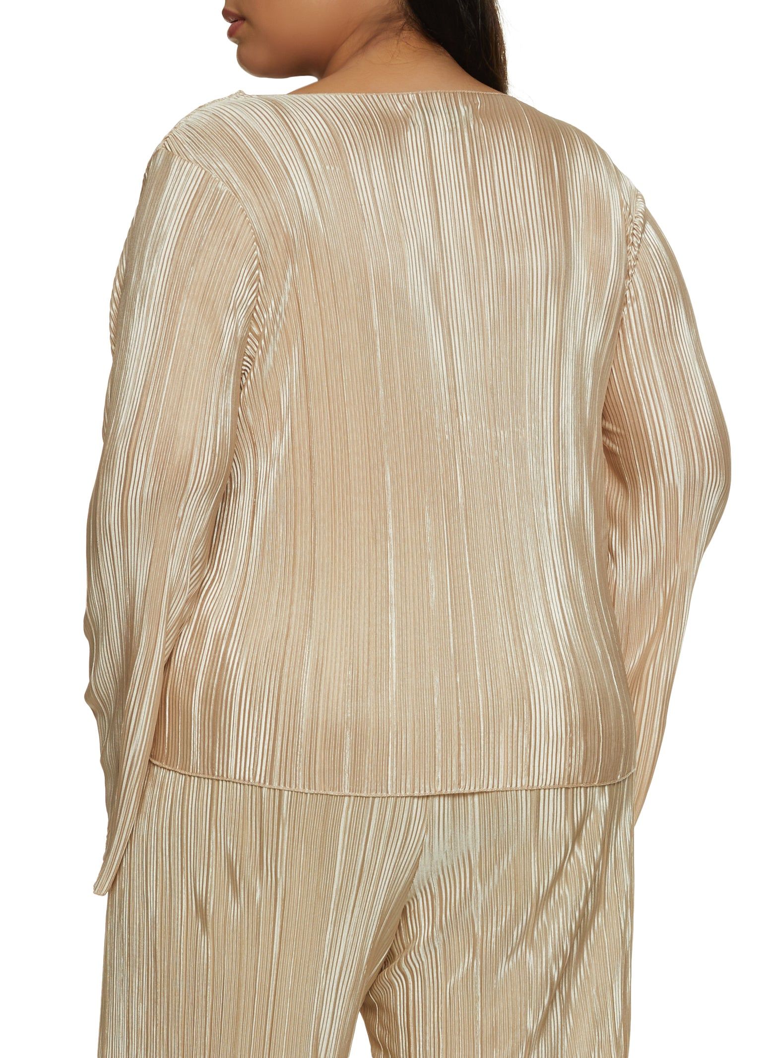 Plus Size Plisse Button Front Bell Sleeve Blouse sold by Rainbow product image thumbnail 3