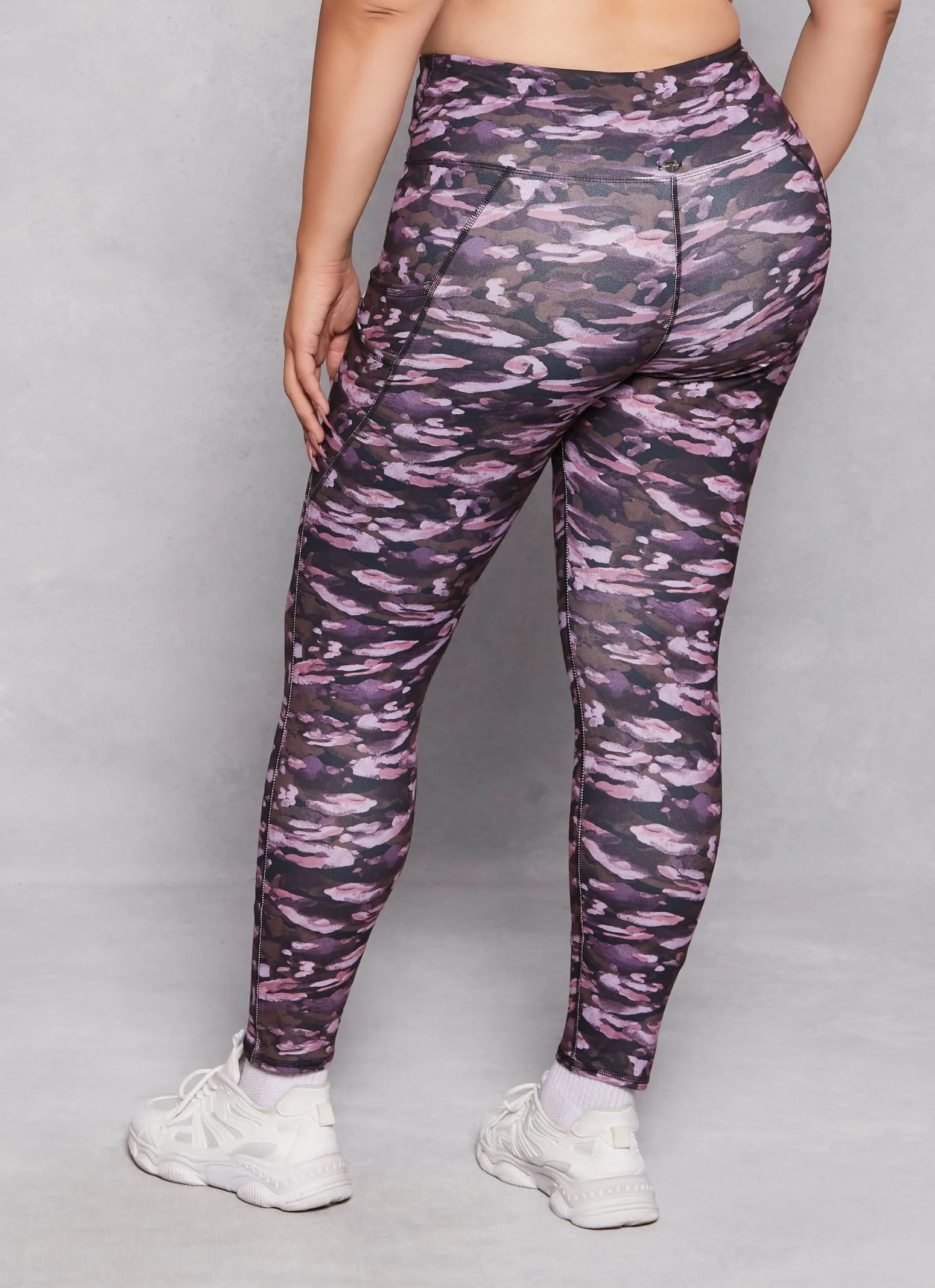 Plus Size Camo Pocket High Waist Leggings sold by Rainbow product image thumbnail 3