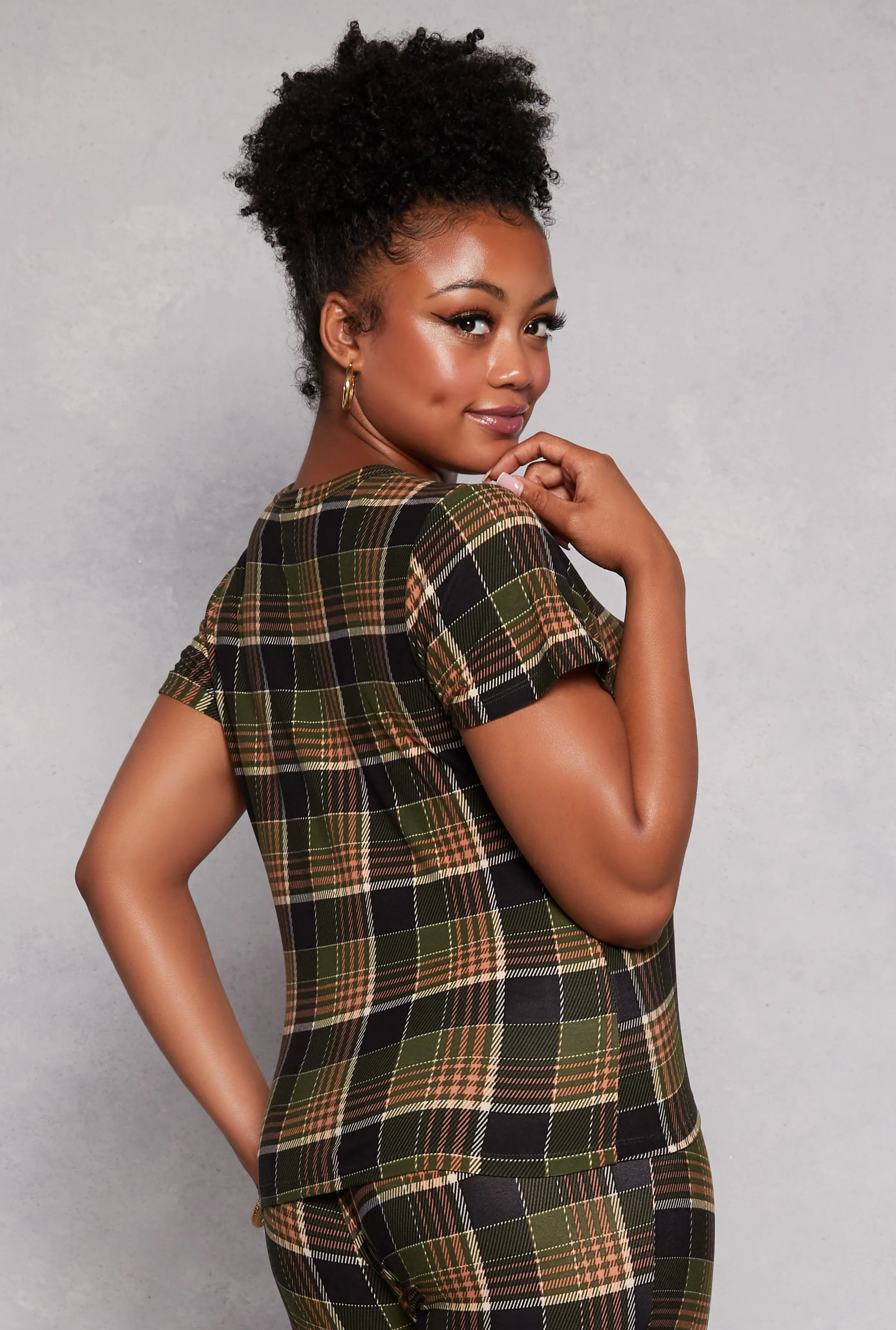 Plus Size Printed Short Sleeve Crew Neck Top sold by Rainbow product image thumbnail 3