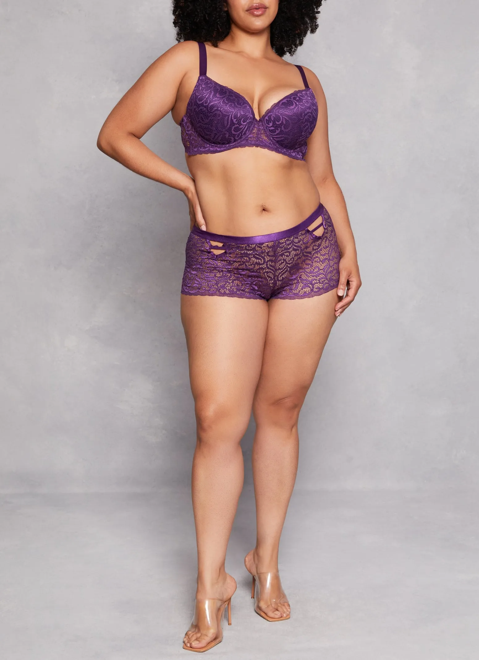 Plus Size Lace Patterned Plunge Bra sold by Rainbow product image thumbnail 2