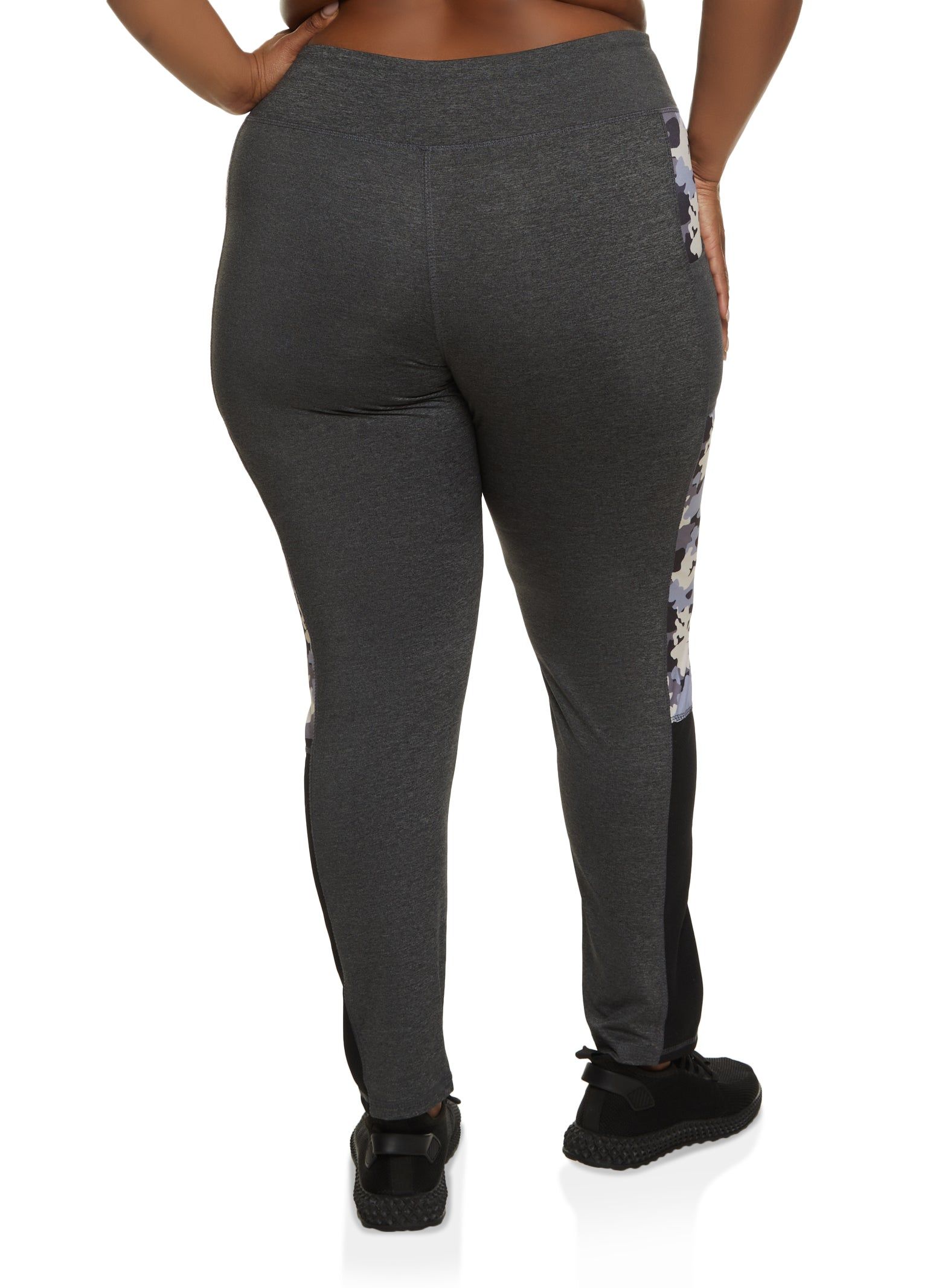 Plus Size Camo Detail Side Pocket Leggings sold by Rainbow product image thumbnail 2
