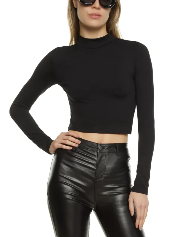 Seamless Mock Neck Crop Top sold by Rainbow