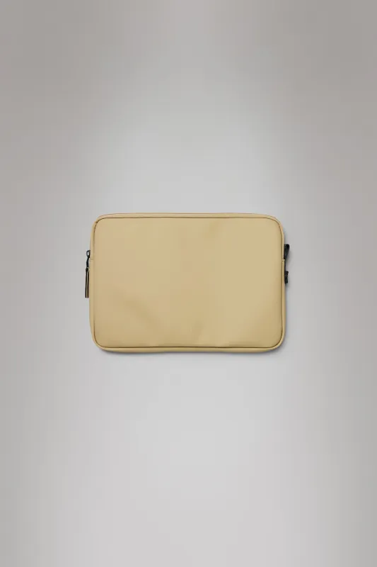 Trail Laptop Case 13″/14″ sold by Rains