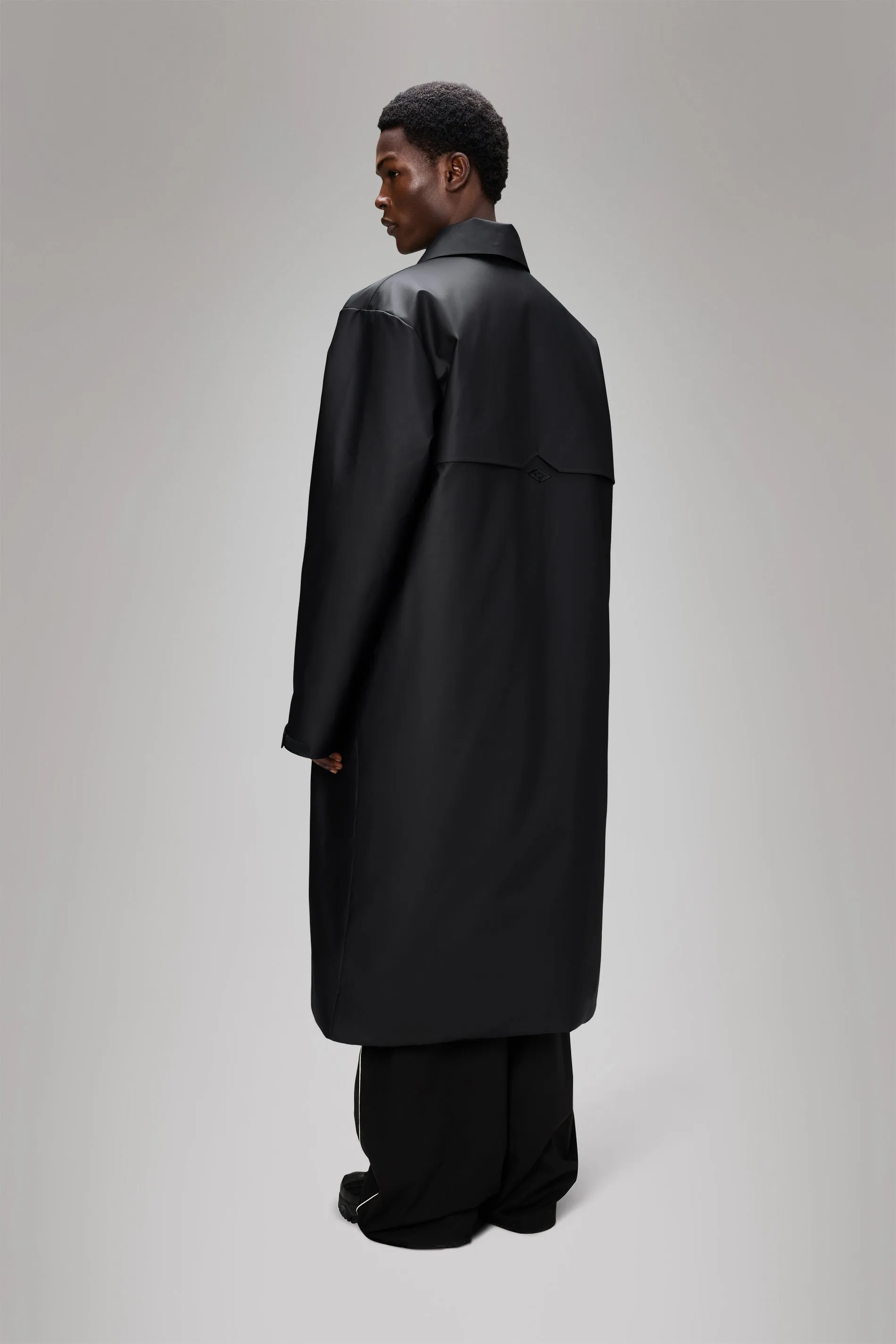 Rains x Umbro Manager Coat sold by Rains product image thumbnail 3