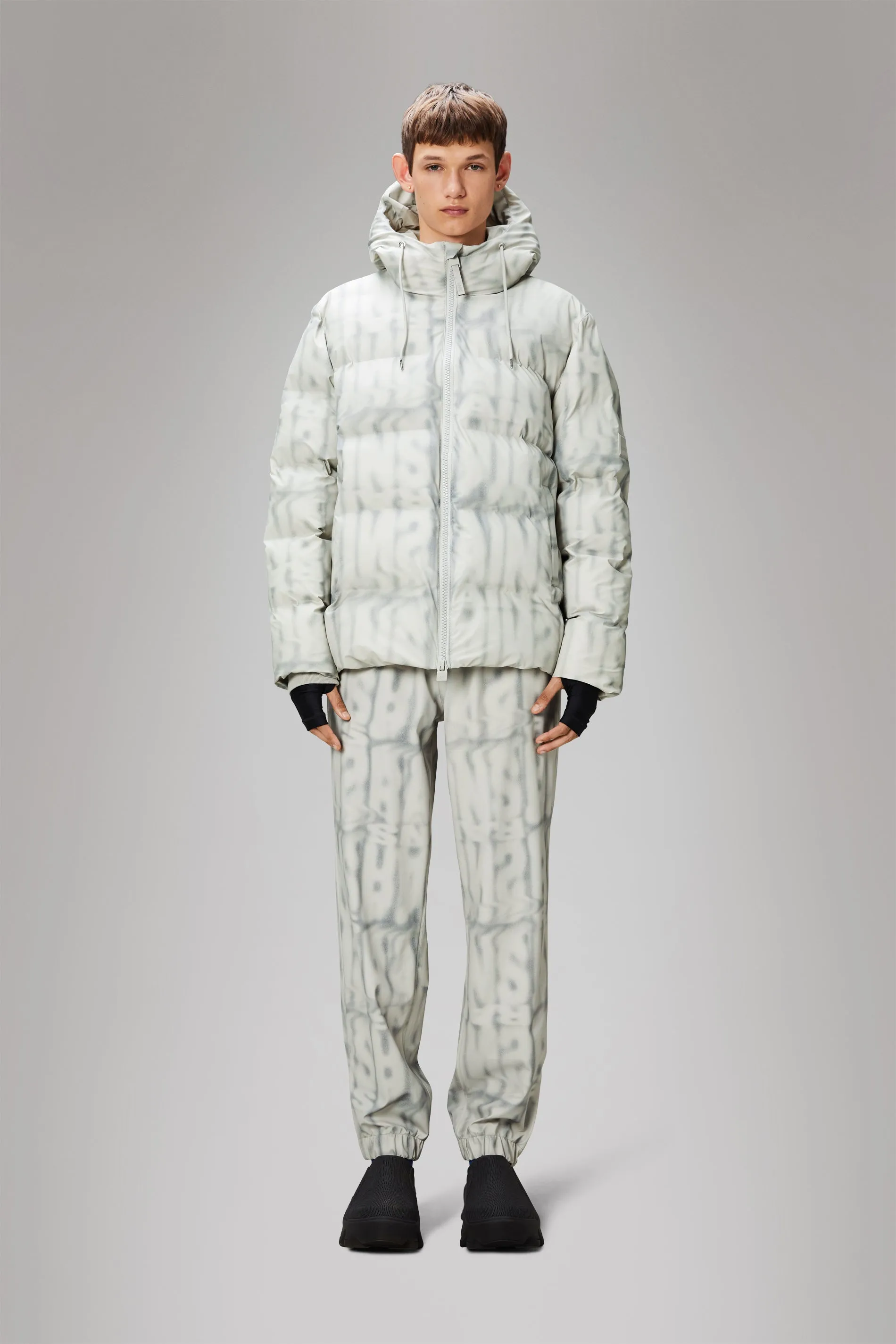 Alta Puffer Jacket Spray sold by Rains