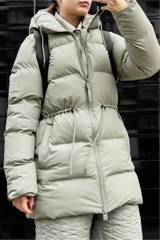 Alta Long Puffer String W Jacket sold by Rains