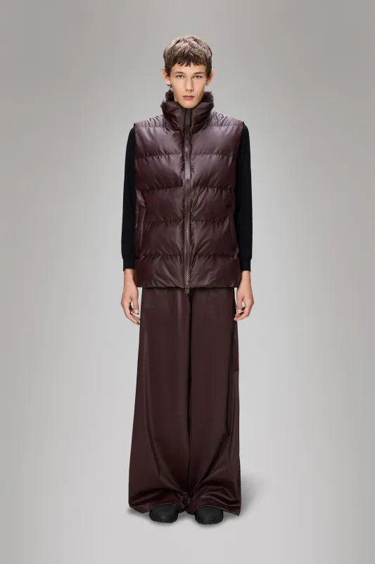 Alta Vision Puffer Vest made by Rains