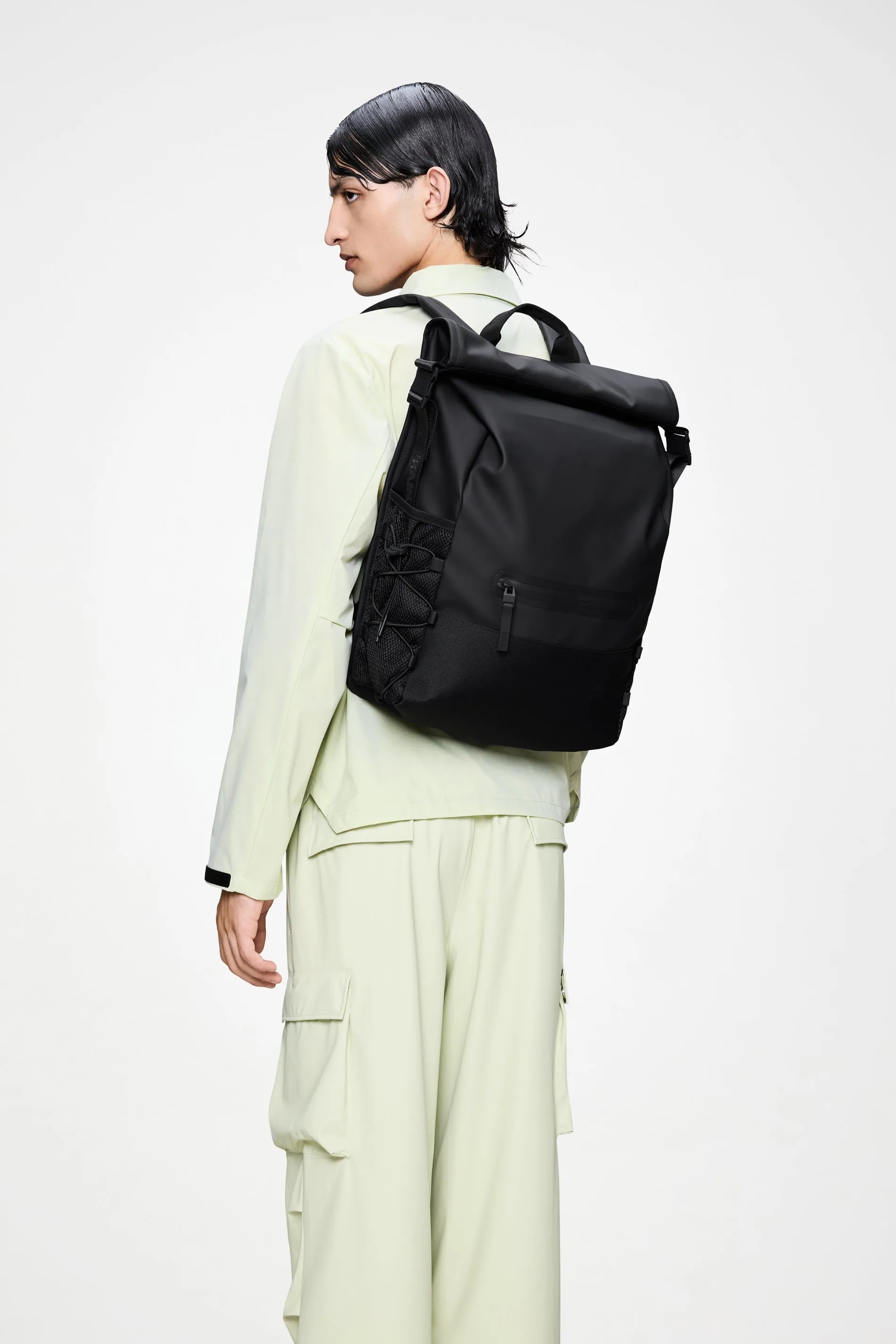 Trail Mountaineer Rolltop sold by Rains product image thumbnail 2