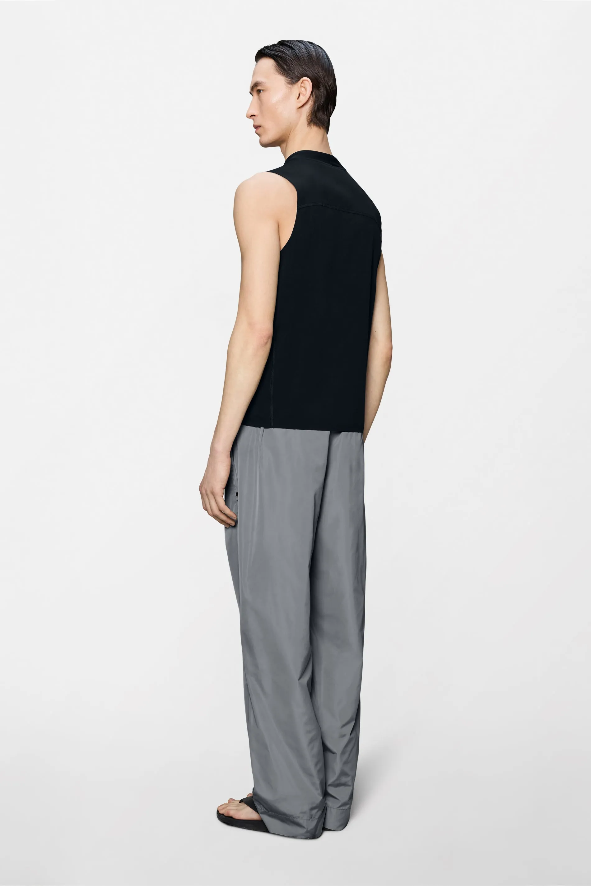 Warm Up Tank Top sold by Rains product image thumbnail 3