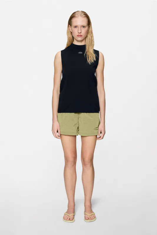 Warm Up Tank Top made by Rains