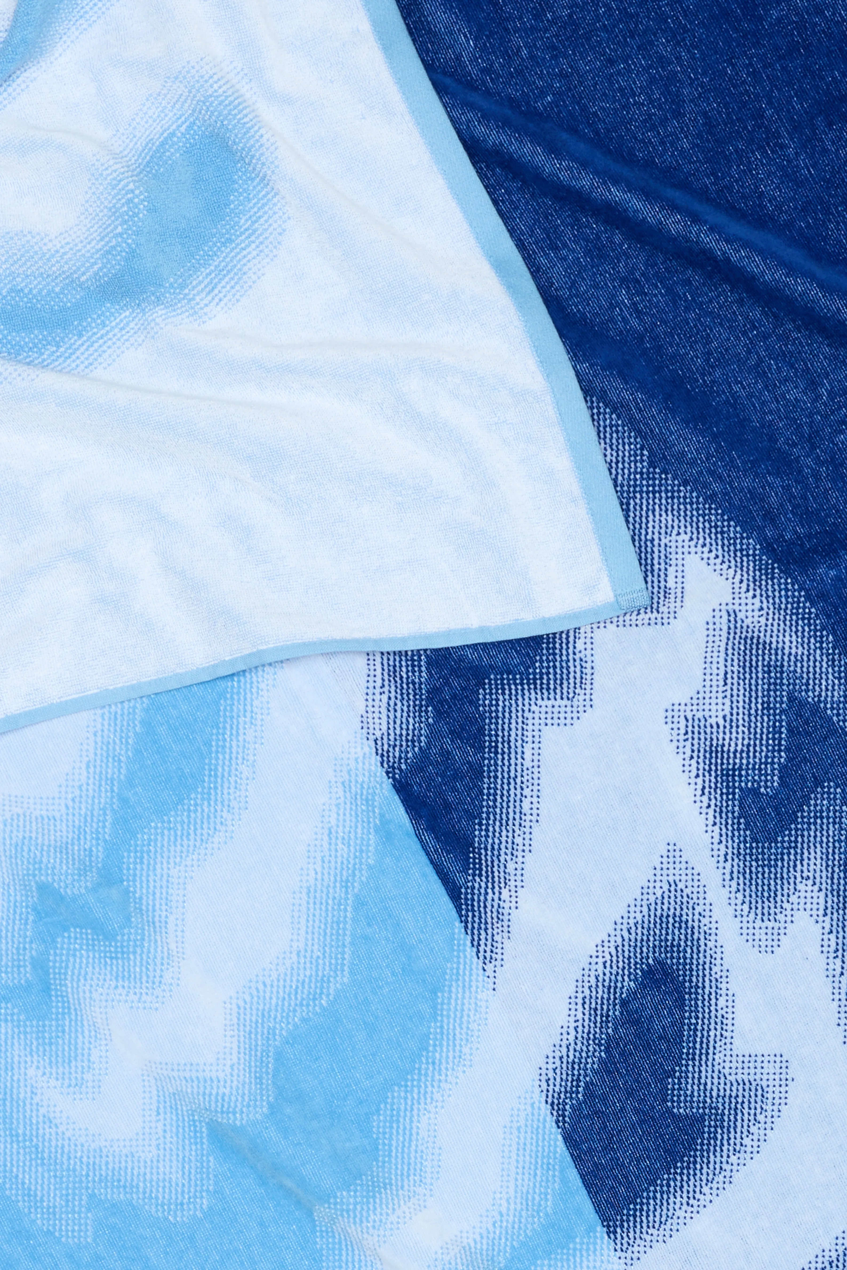Swim Towel Ripple sold by Rains product image thumbnail 5