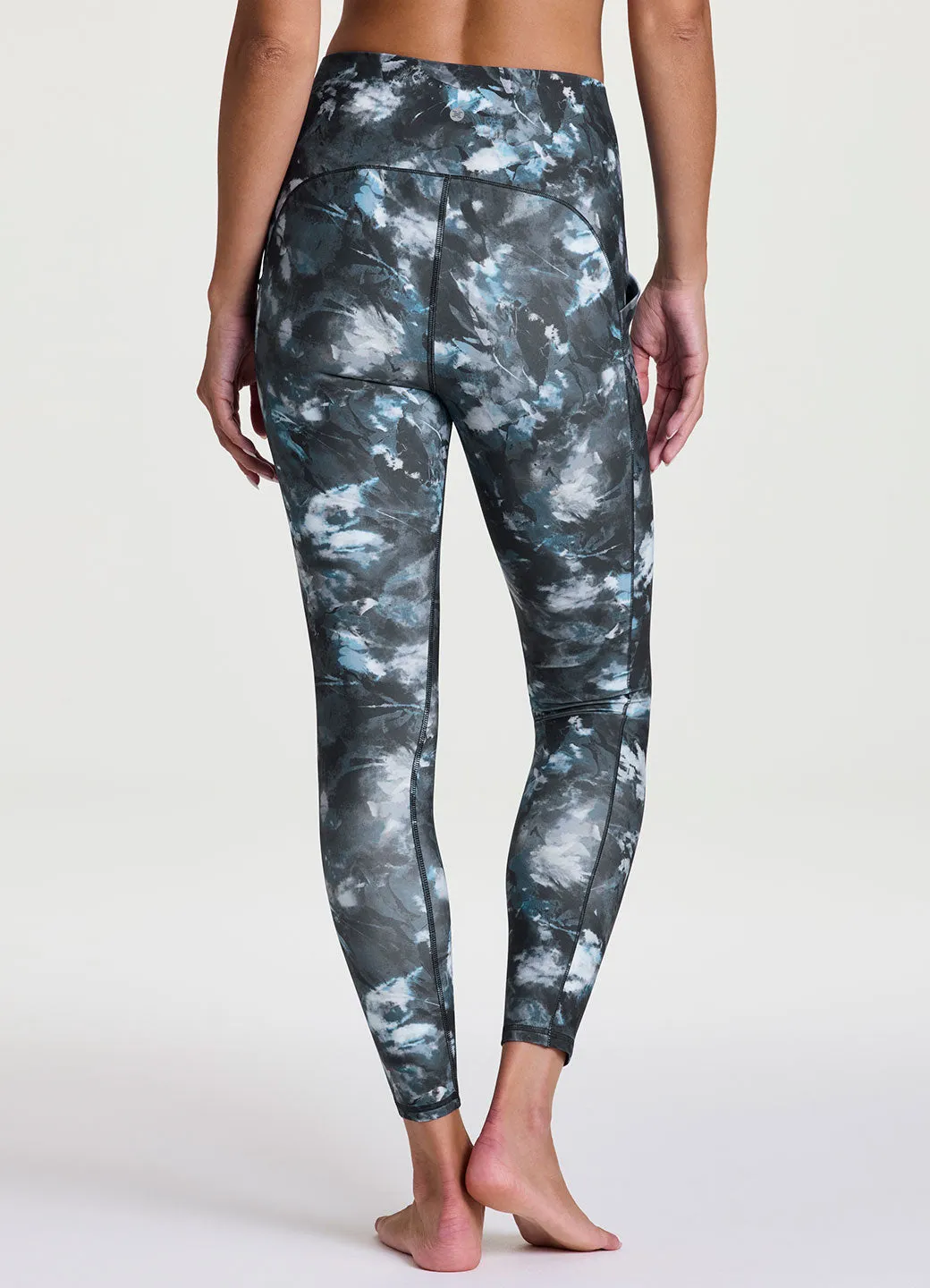 Abstract Blooms Super Soft 7/8 Legging sold by RBX product image thumbnail 2