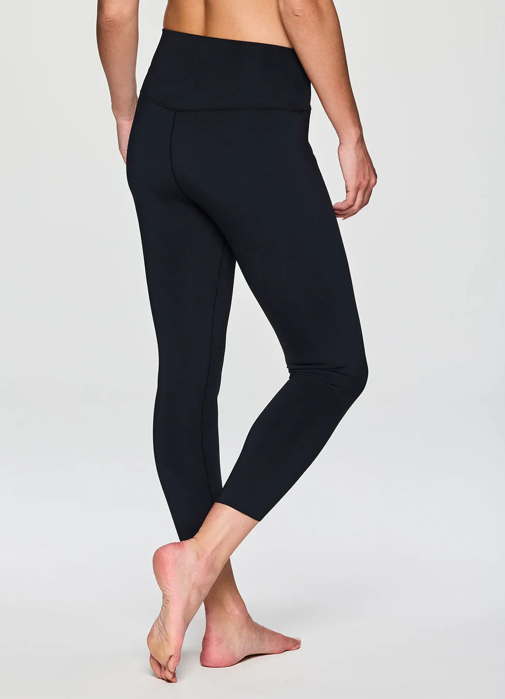 Ultra Hold Tulip 7/8 Legging sold by RBX product image thumbnail 3