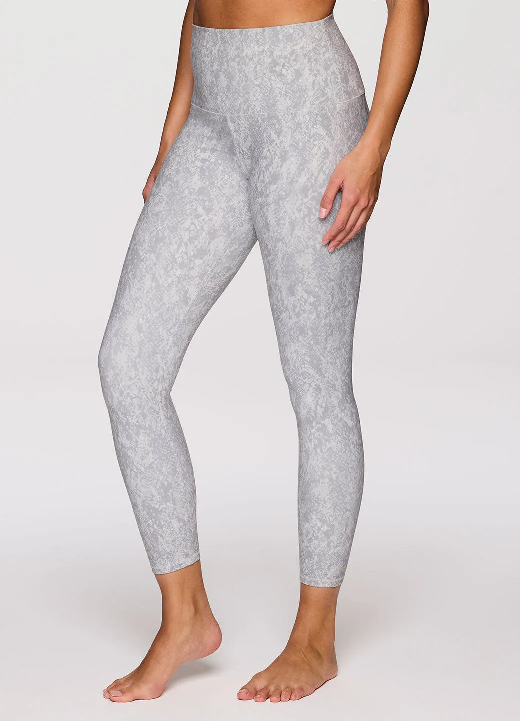Snakeskin Super Soft 7/8 Legging sold by RBX product image thumbnail 4