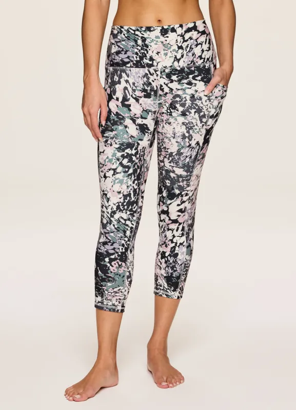 In the Wild Ultra Hold Capri sold by RBX