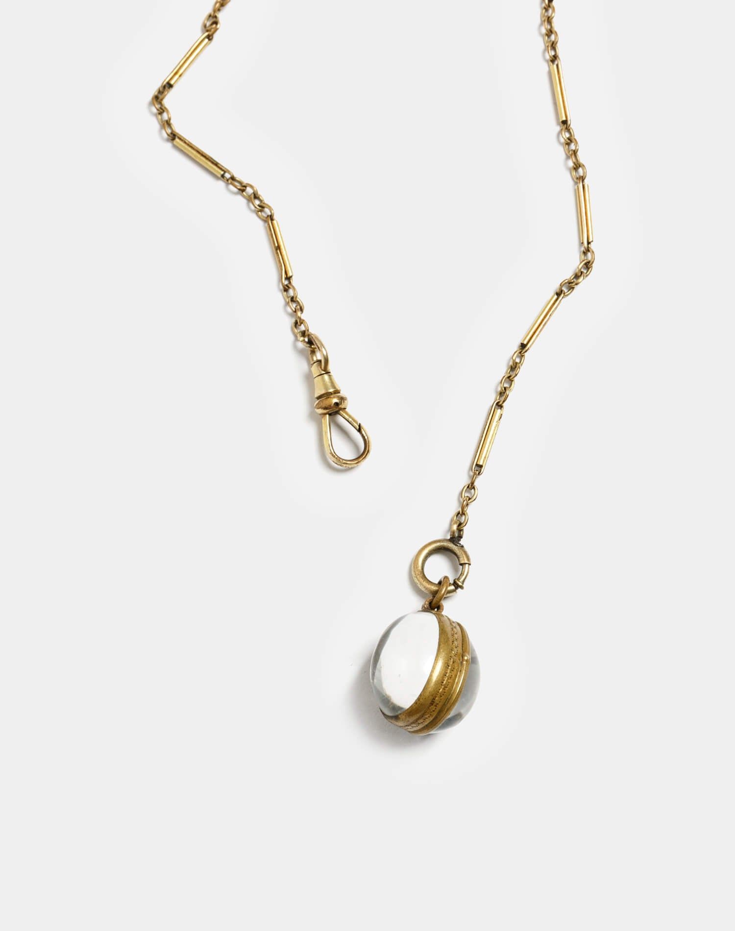 20s Brass Chain with Victorian Pools of Light Photo Locket sold by Re/Done product image thumbnail 3