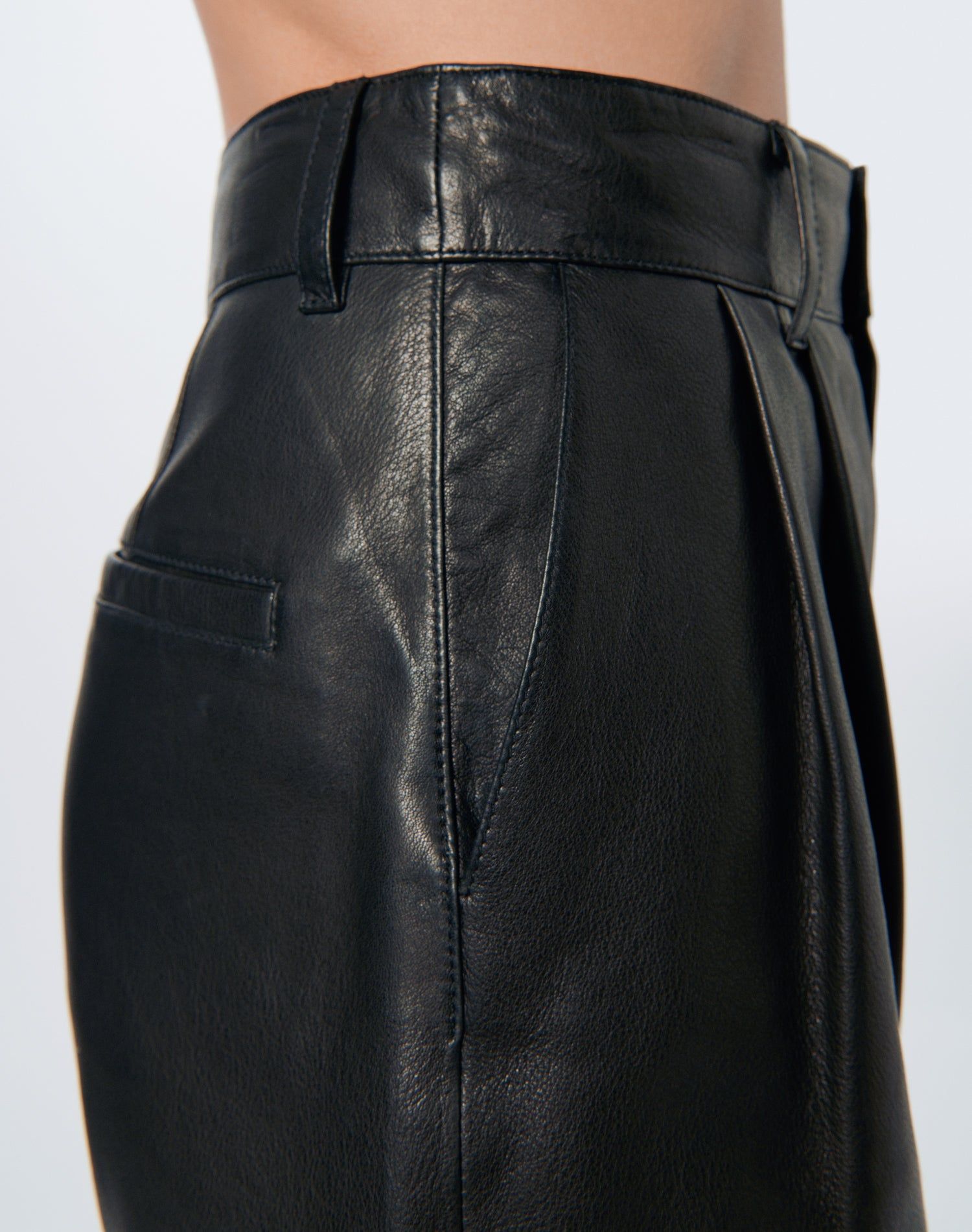80s Leather Pleated Short - Black sold by Re/Done product image thumbnail 7