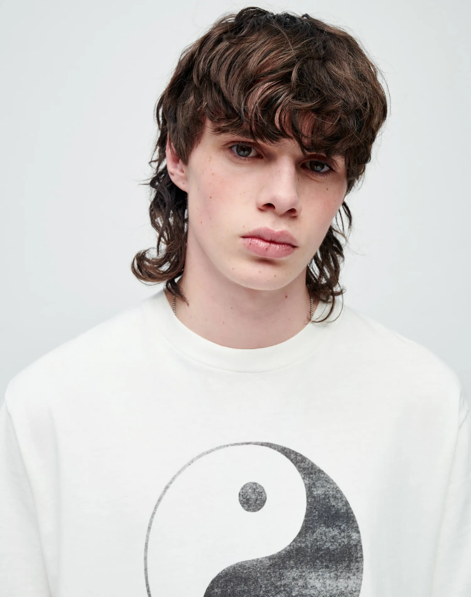 Loose "Yin Yang" Tee - Old White sold by Re/Done product image thumbnail 5