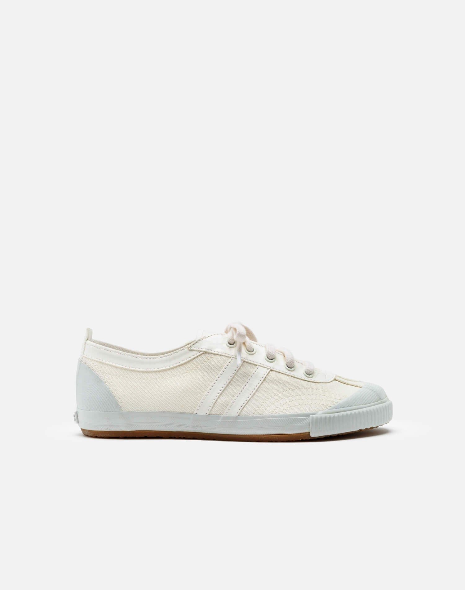 90s Low Top - Off White sold by Re/Done