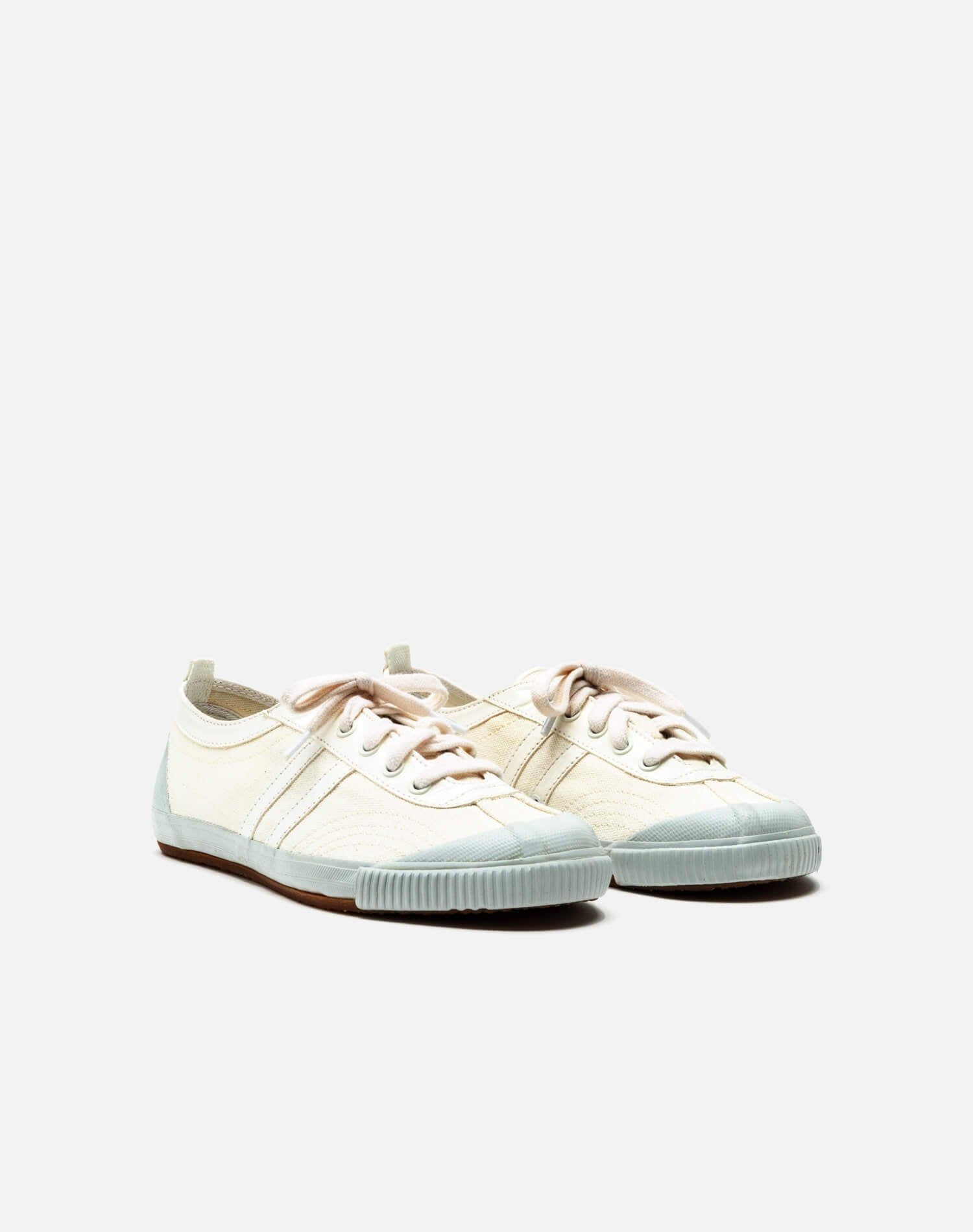 90s Low Top - Off White sold by Re/Done product image thumbnail 2