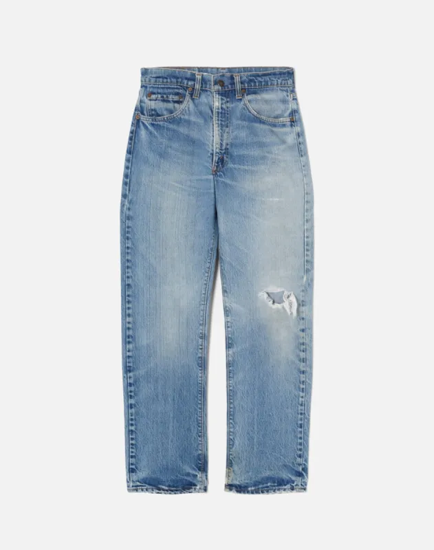70s Single Stitch Ripped Levi's 517 sold by Re/Done