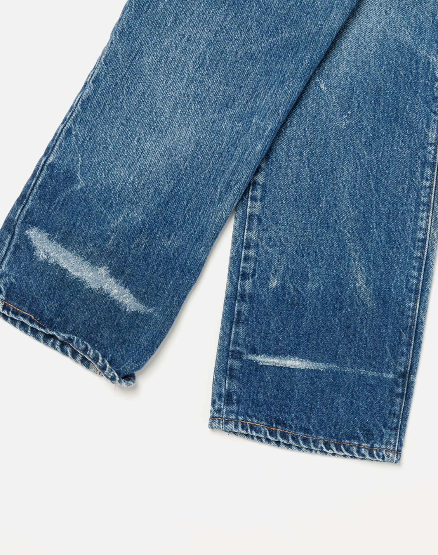 1970s Vintage Levi's 501 Mid Rise Jean Size 26 - #179 sold by Re/Done product image thumbnail 4
