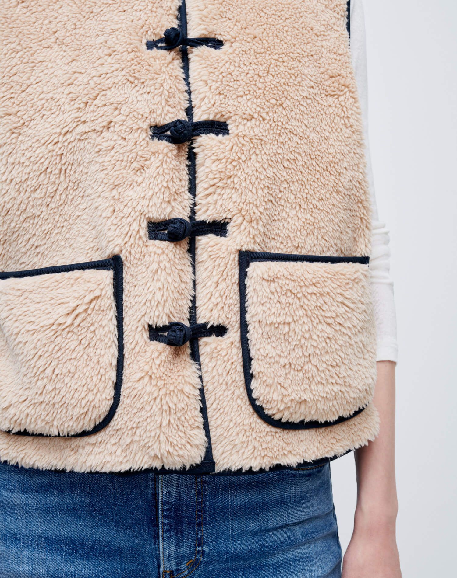 Knot Front Sherpa Vest - Natural sold by Re/Done product image thumbnail 8