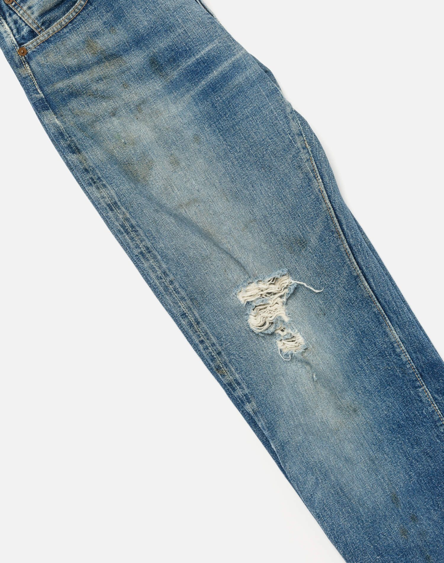 1950s Vintage Levi's 501 Selvedge Jean Size 25 - #134 sold by Re/Done product image thumbnail 3