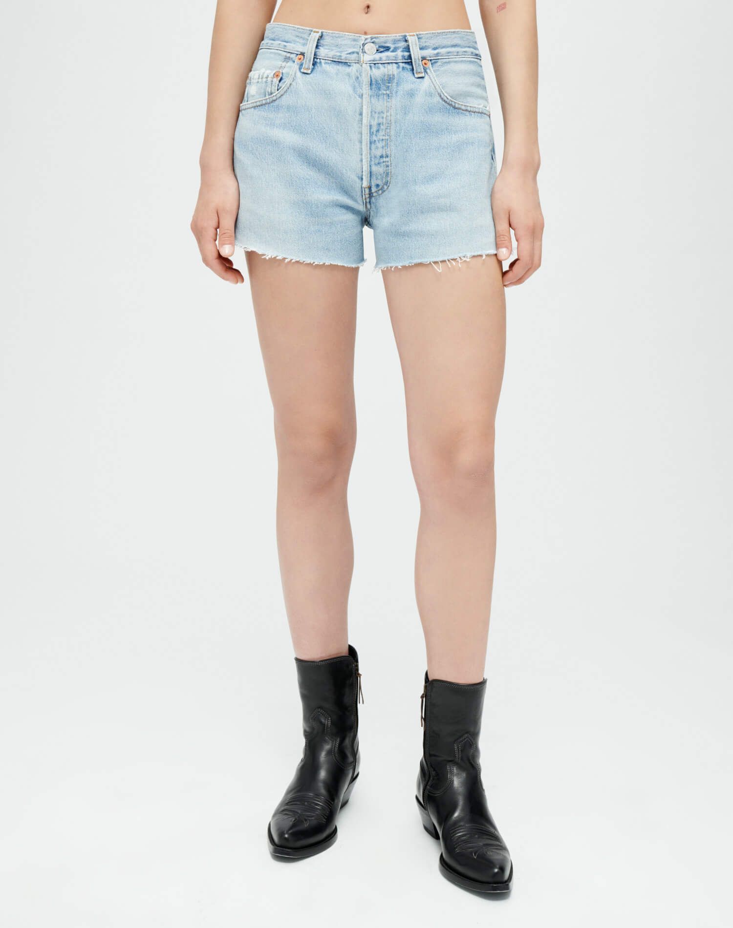 Levi's The Short - Indigo sold by Re/Done product image thumbnail 2