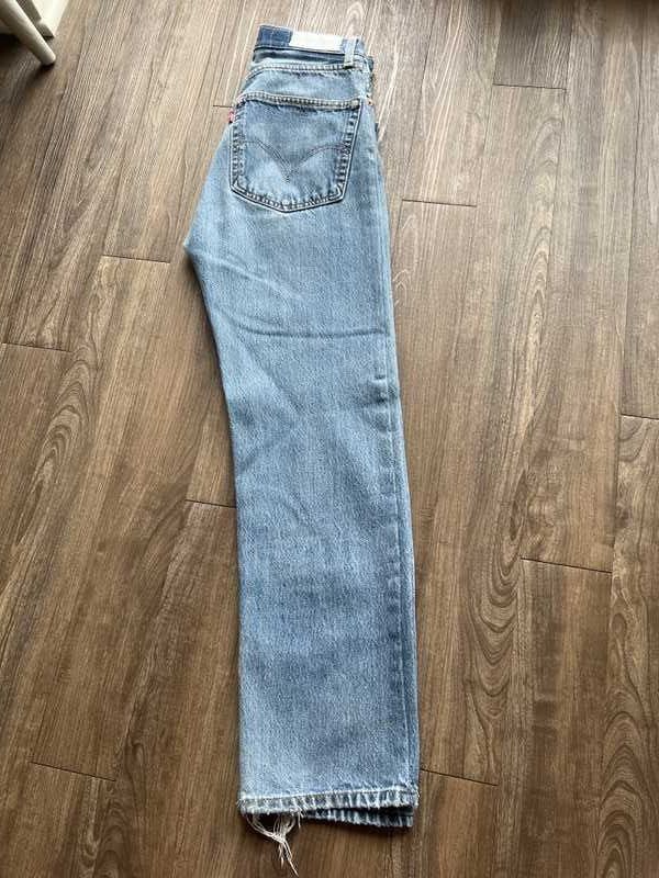 No. 27UHS181532 sold by Re/Done product image thumbnail 5