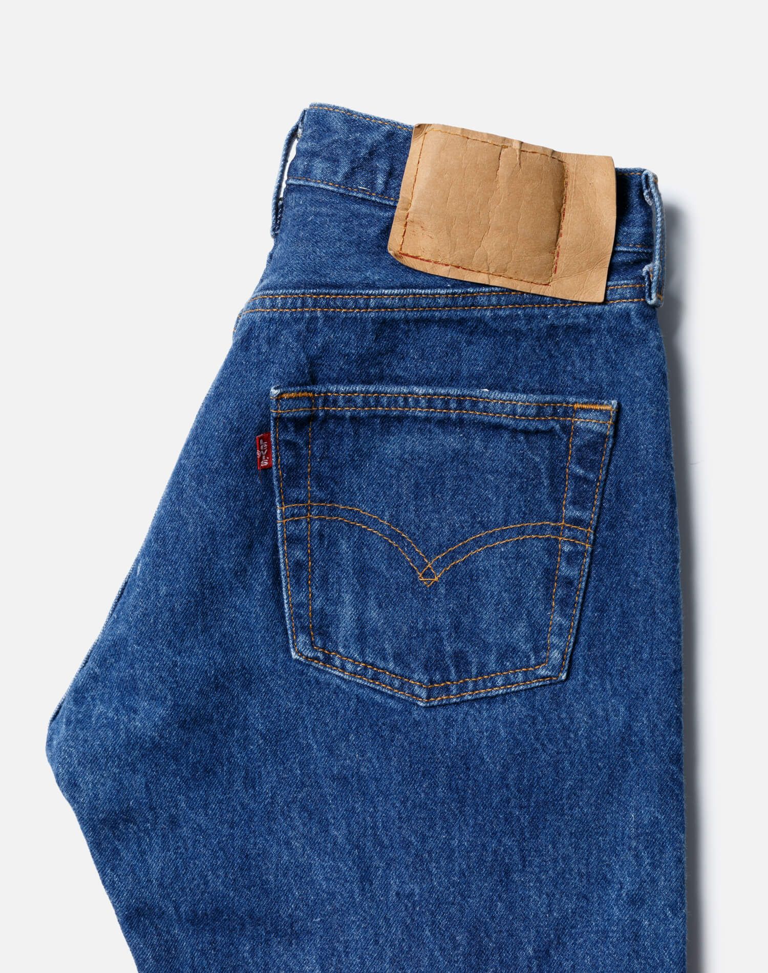 80s Levi's 501 - #16 sold by Re/Done product image thumbnail 3