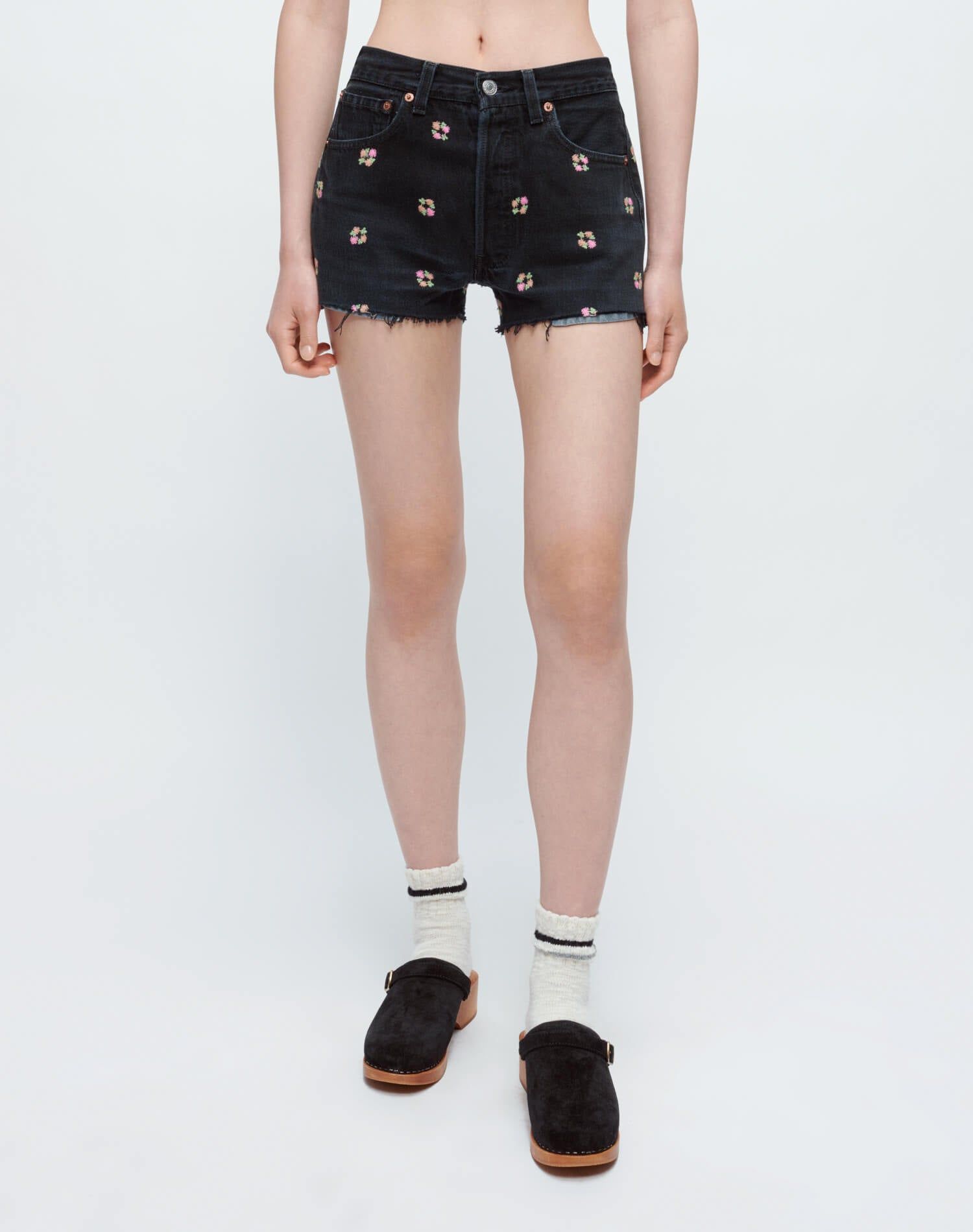 Levi's The Short - Black Floral sold by Re/Done product image thumbnail 3