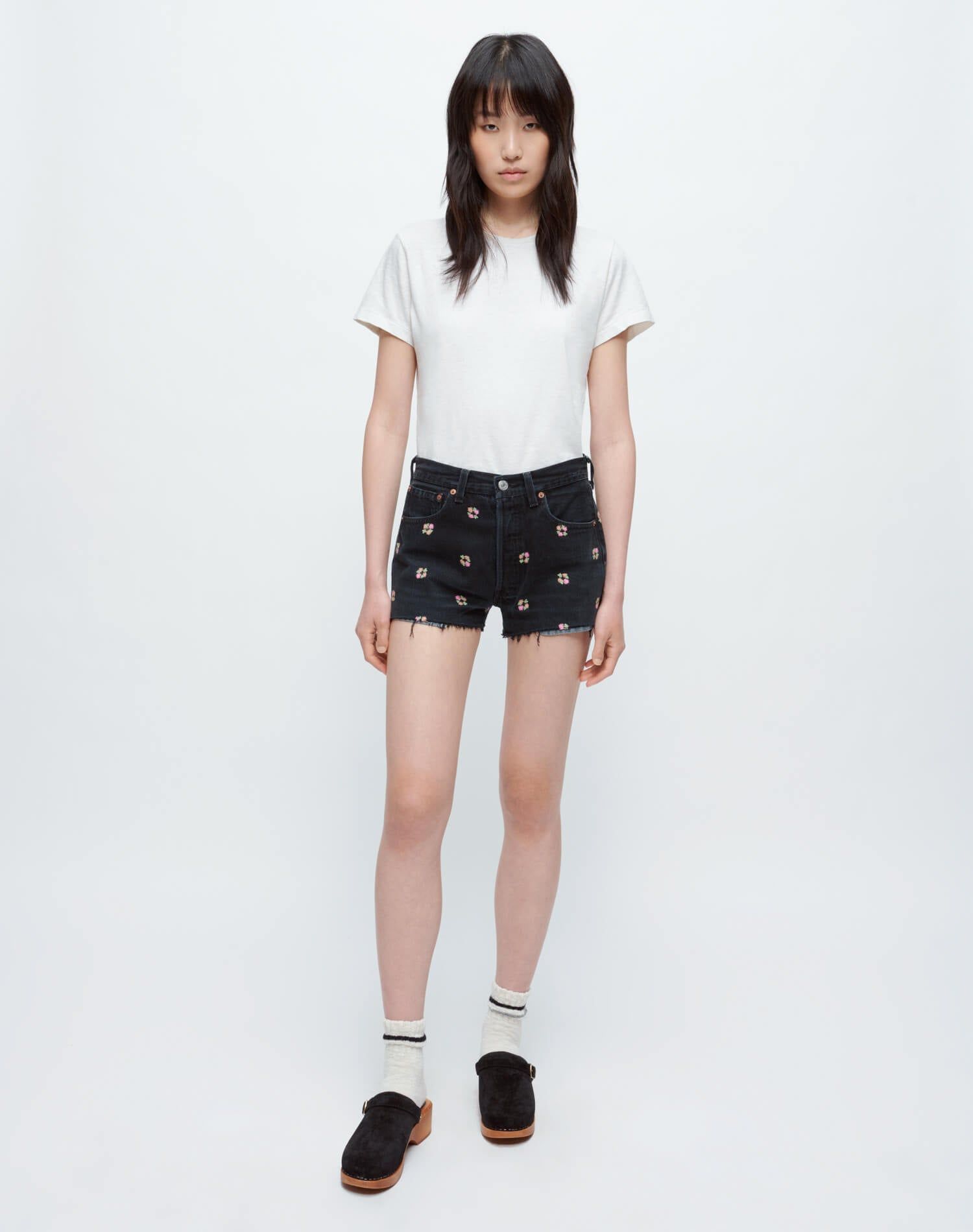 Levi's The Short - Black Floral sold by Re/Done product image thumbnail 4
