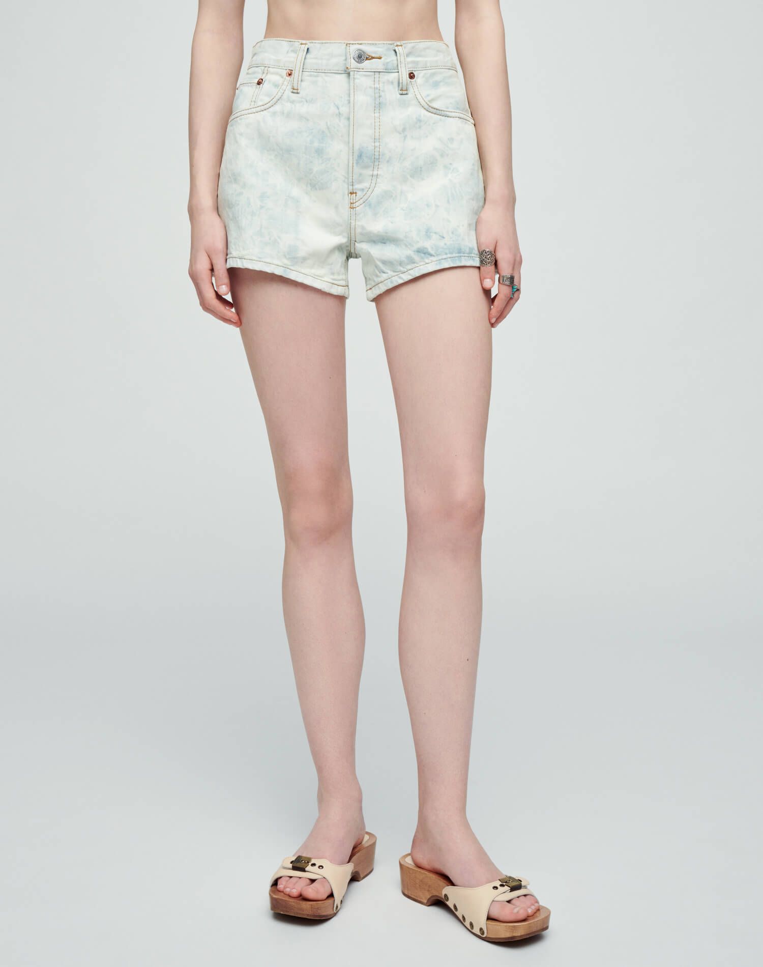 70s High Rise Short - Sunbleach sold by Re/Done product image thumbnail 2