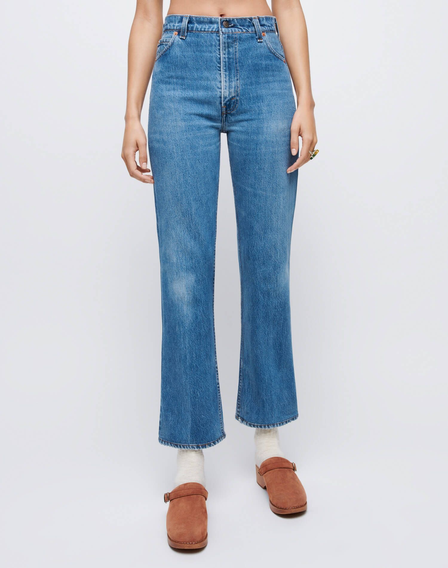 Levi's 70s Loose Flare - Indigo sold by Re/Done product image thumbnail 2