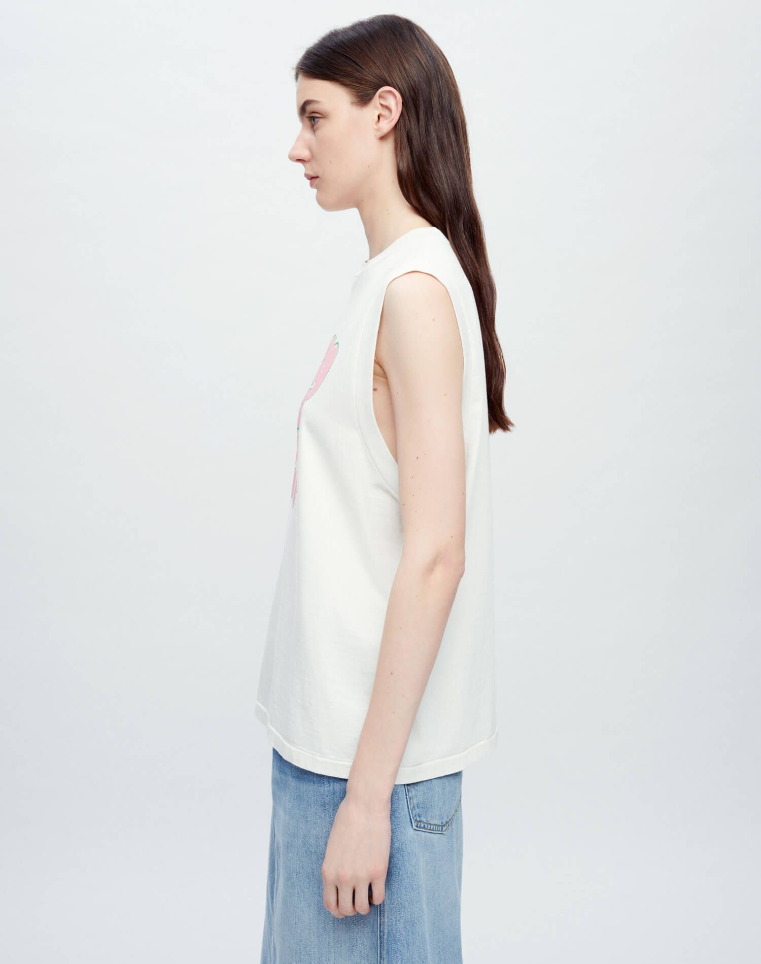 Oversized Muscle Tank "Gotta Have It" - Vintage White sold by Re/Done product image thumbnail 3