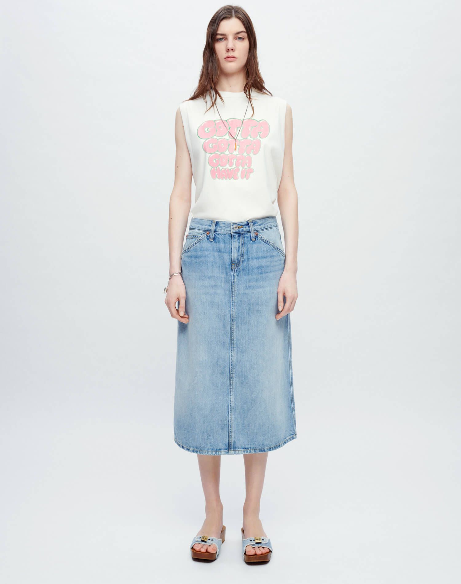 Oversized Muscle Tank "Gotta Have It" - Vintage White sold by Re/Done