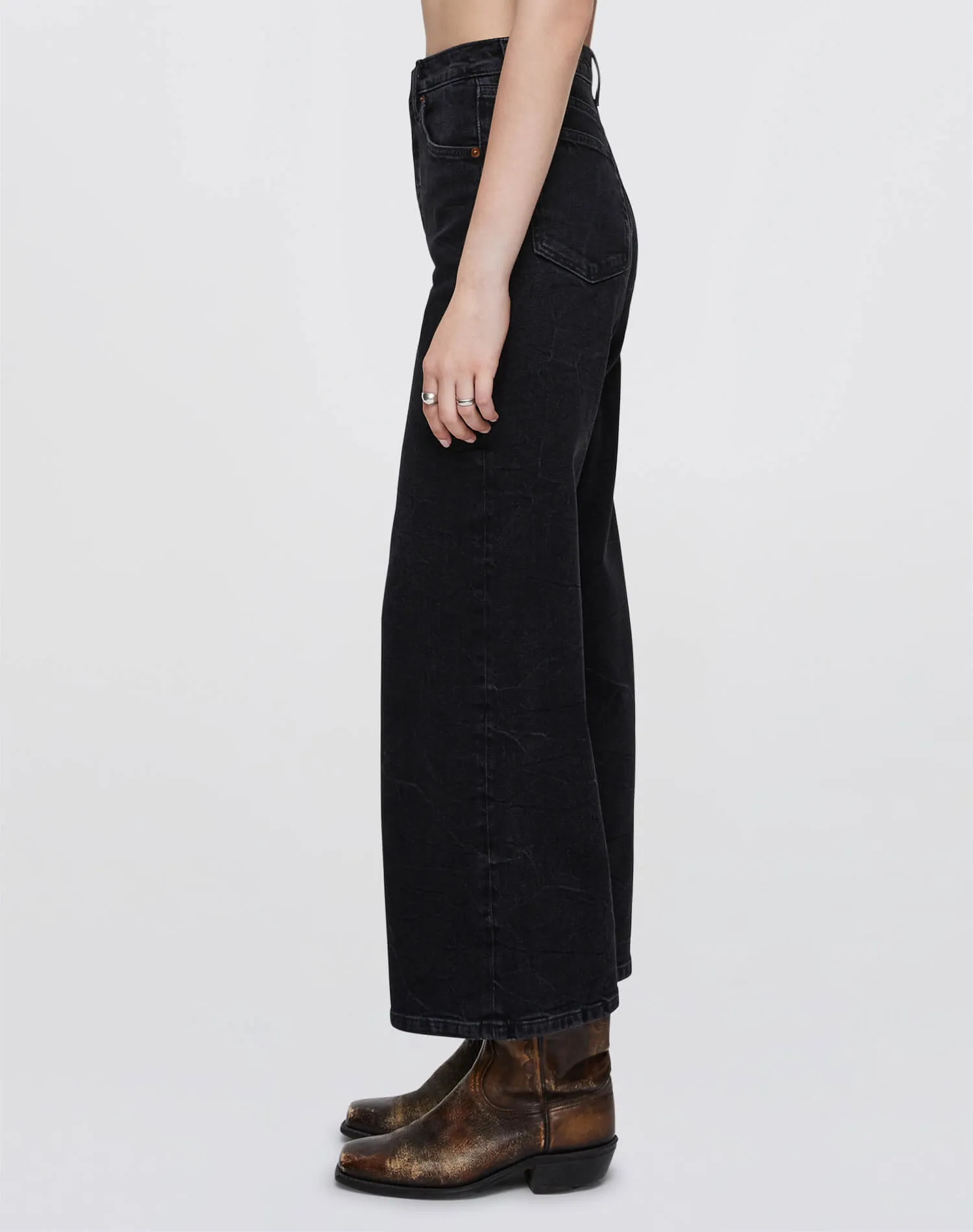 Comfort Stretch High Rise Wide Leg Crop - Black Vein sold by Re/Done product image thumbnail 3